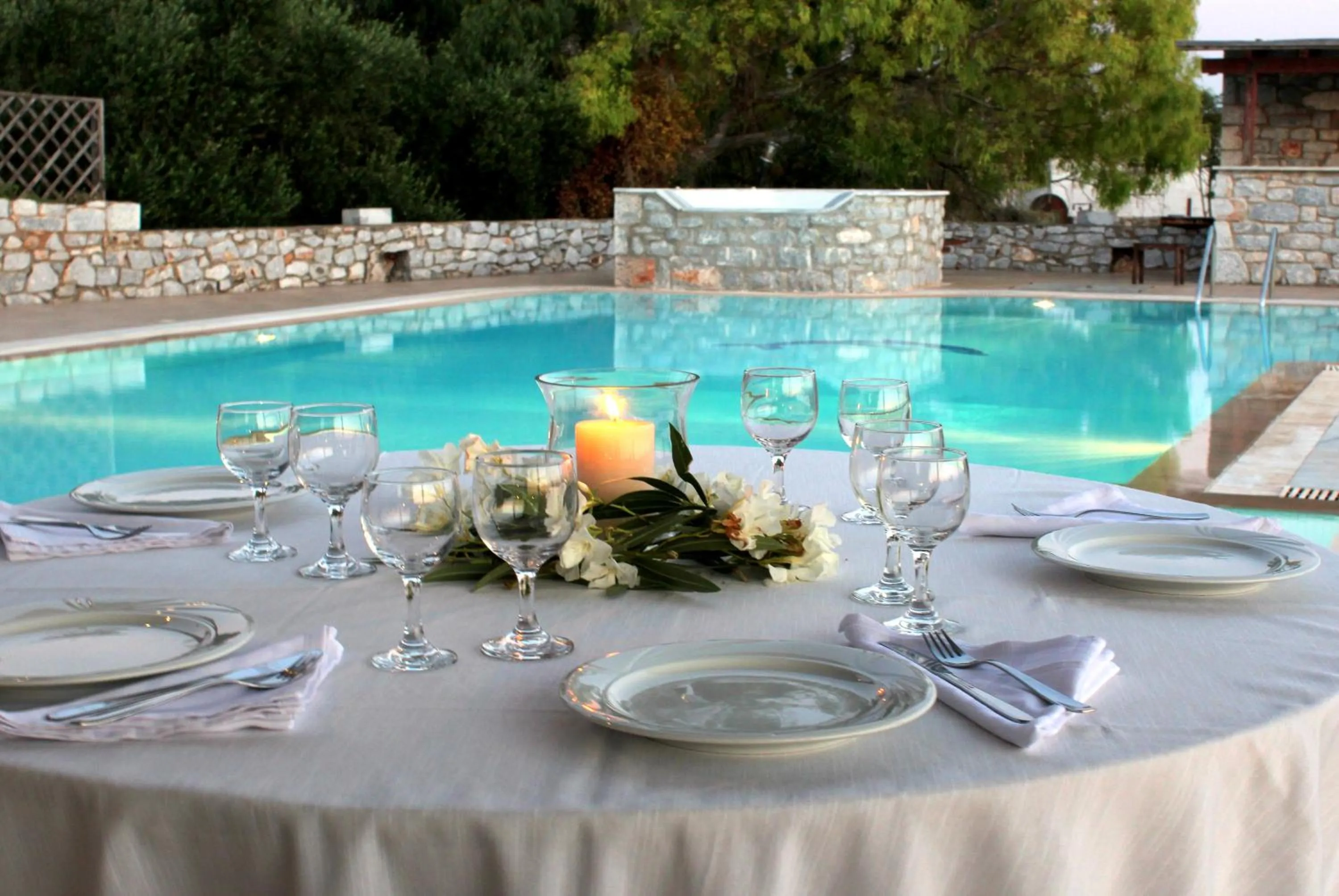 Banquet/Function facilities in Kastro Maini