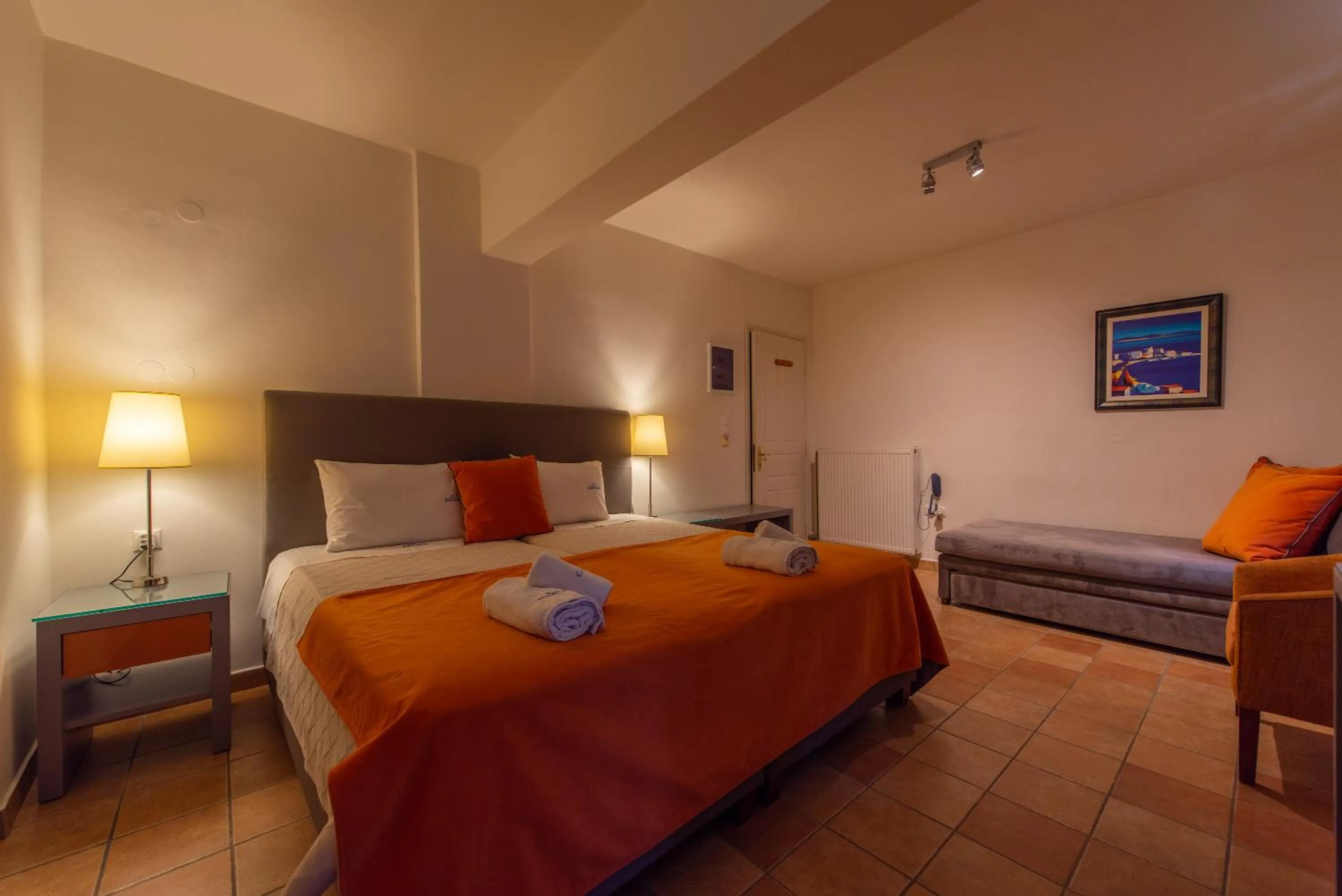 Photo of the whole room, Bed in Kastro Maini