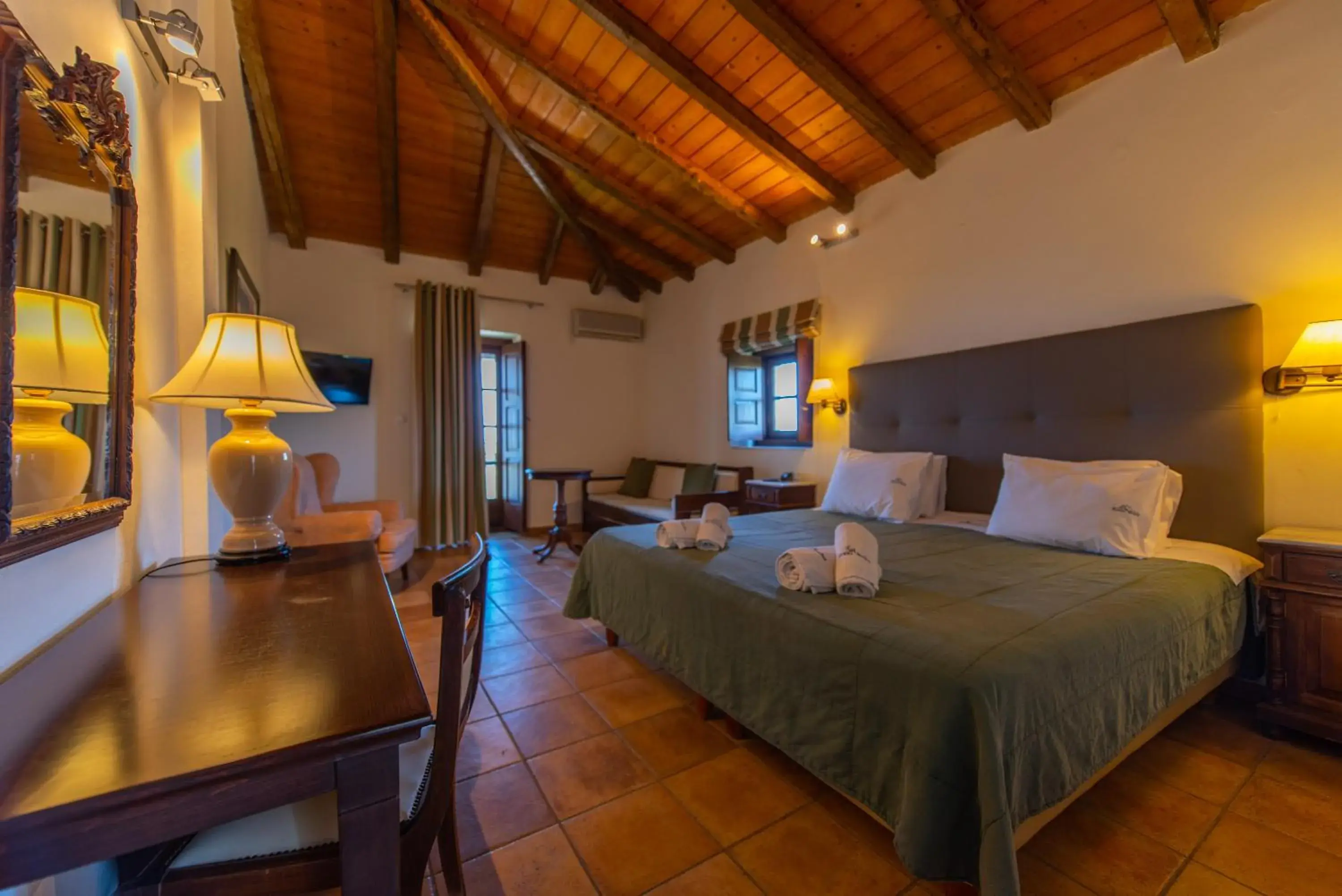 Photo of the whole room, Bed in Kastro Maini Photo of the whole room, Bed in Kastro Maini