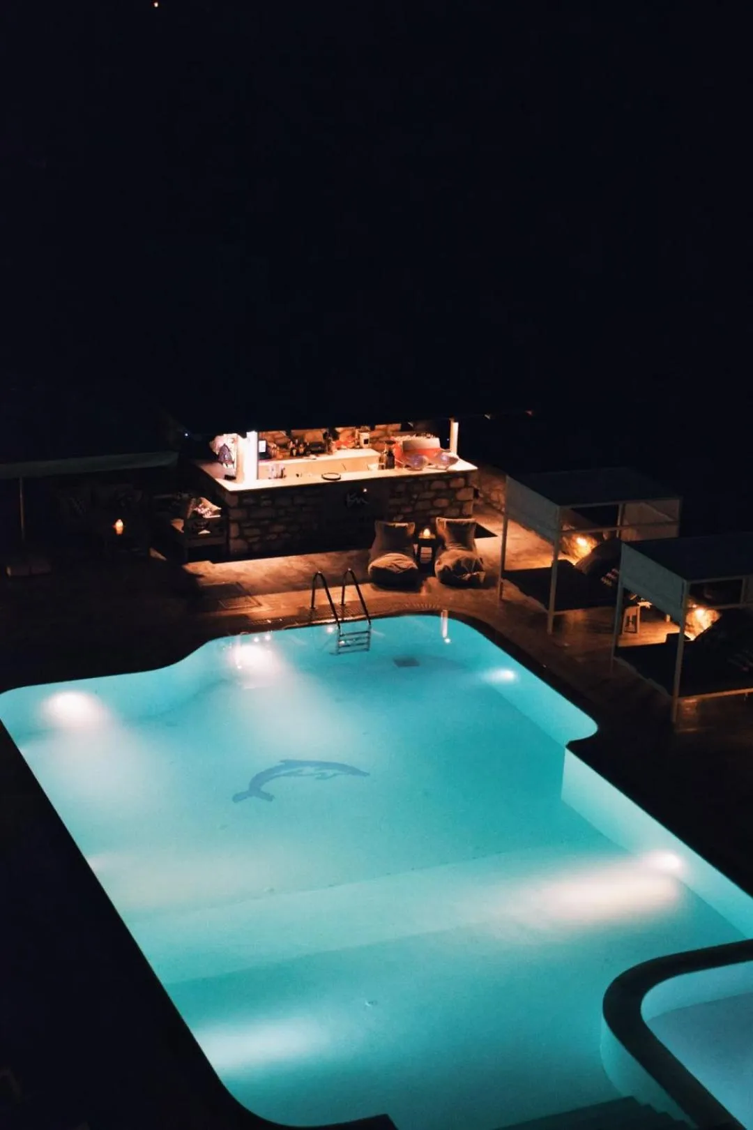 Pool view in Kastro Maini