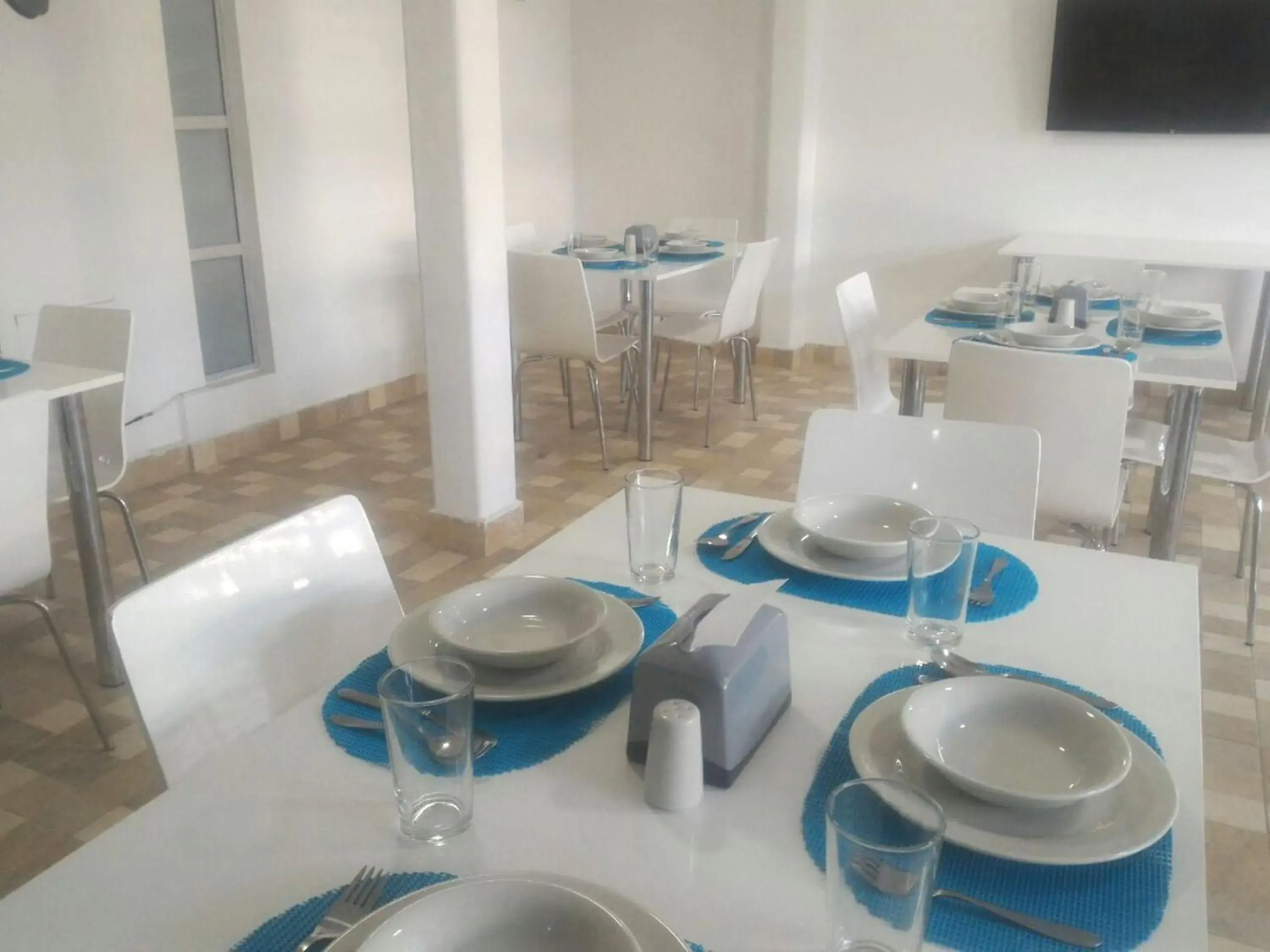 Restaurant/places to eat in Hotel CSI Medellín Restaurant/places to eat in Hotel CSI Medellín