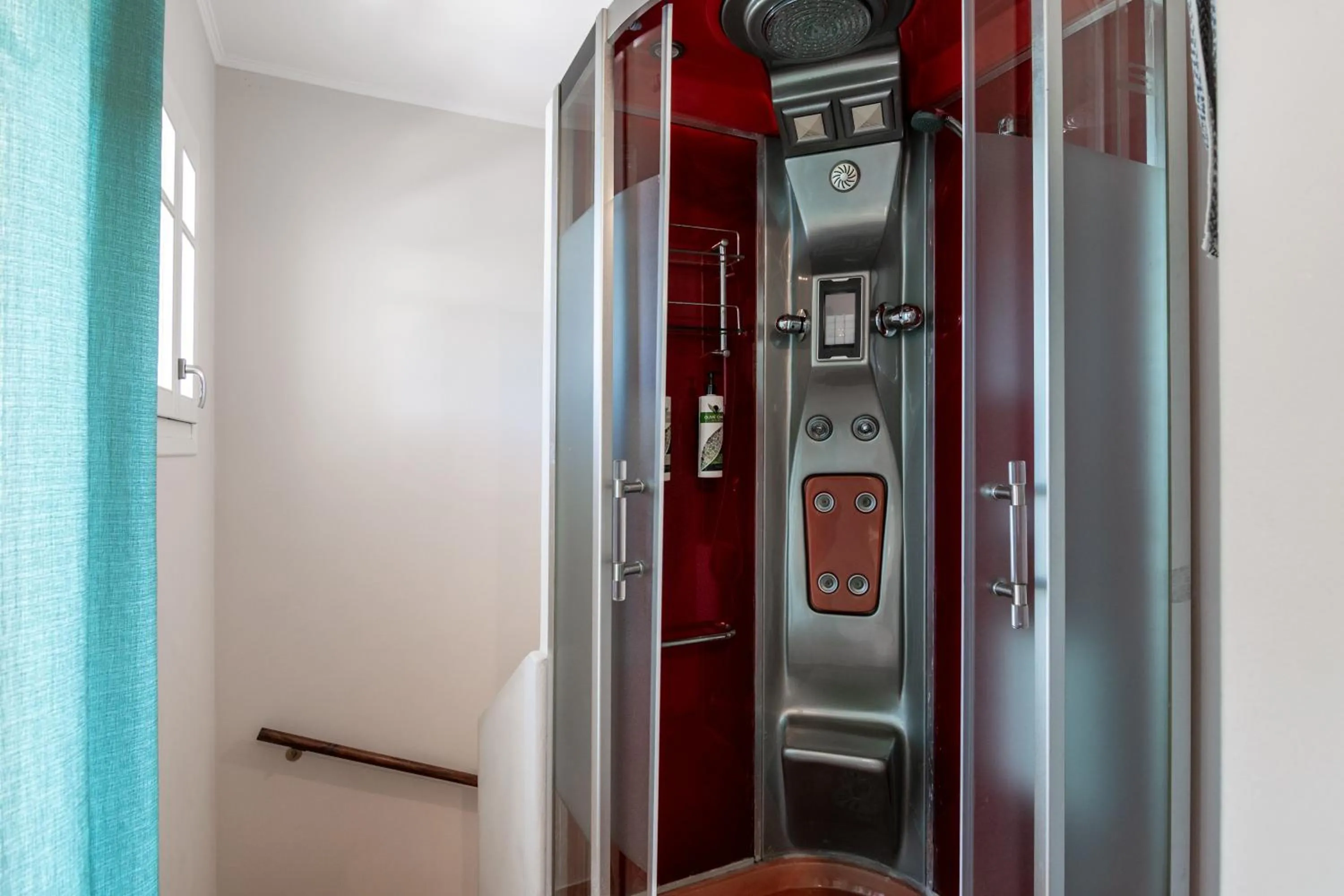 Shower in Vira Vivere Houses