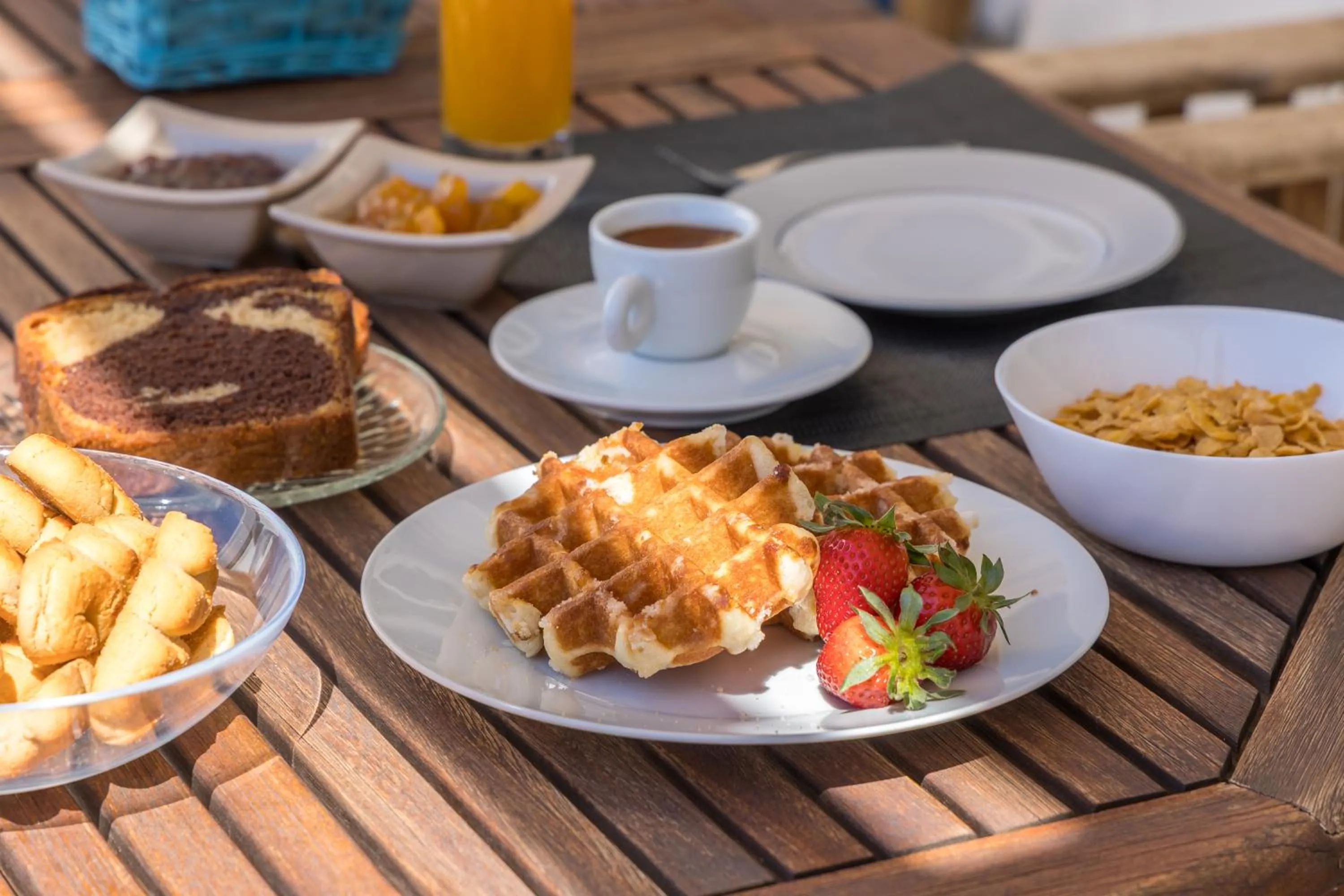 Breakfast in Vira Vivere Houses