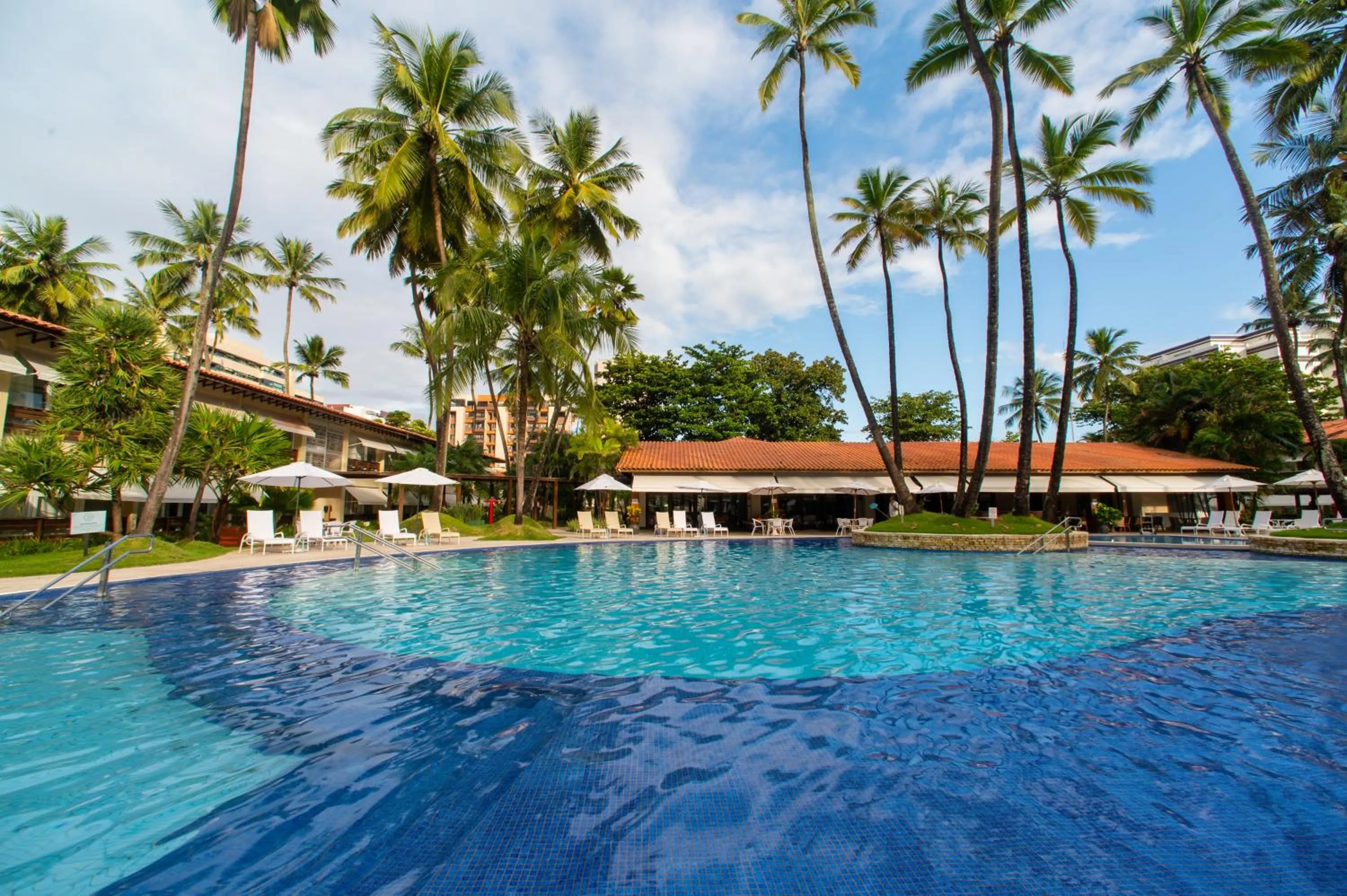 Pool view in Jatiúca Suites Resort by Slaviero Hotéis