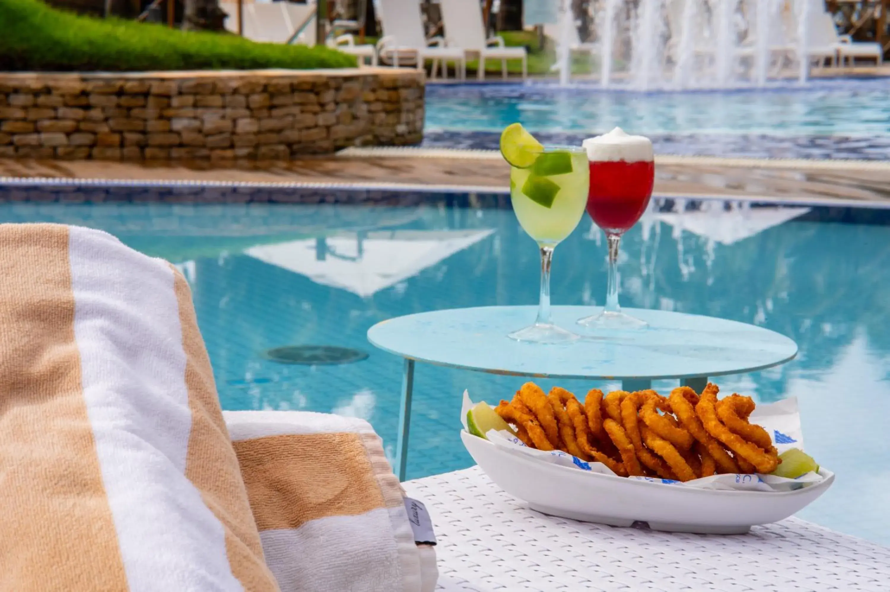 Lounge or bar in Jatiúca Suites Resort by Slaviero Hotéis Lounge or bar in Jatiúca Suites Resort by Slaviero Hotéis