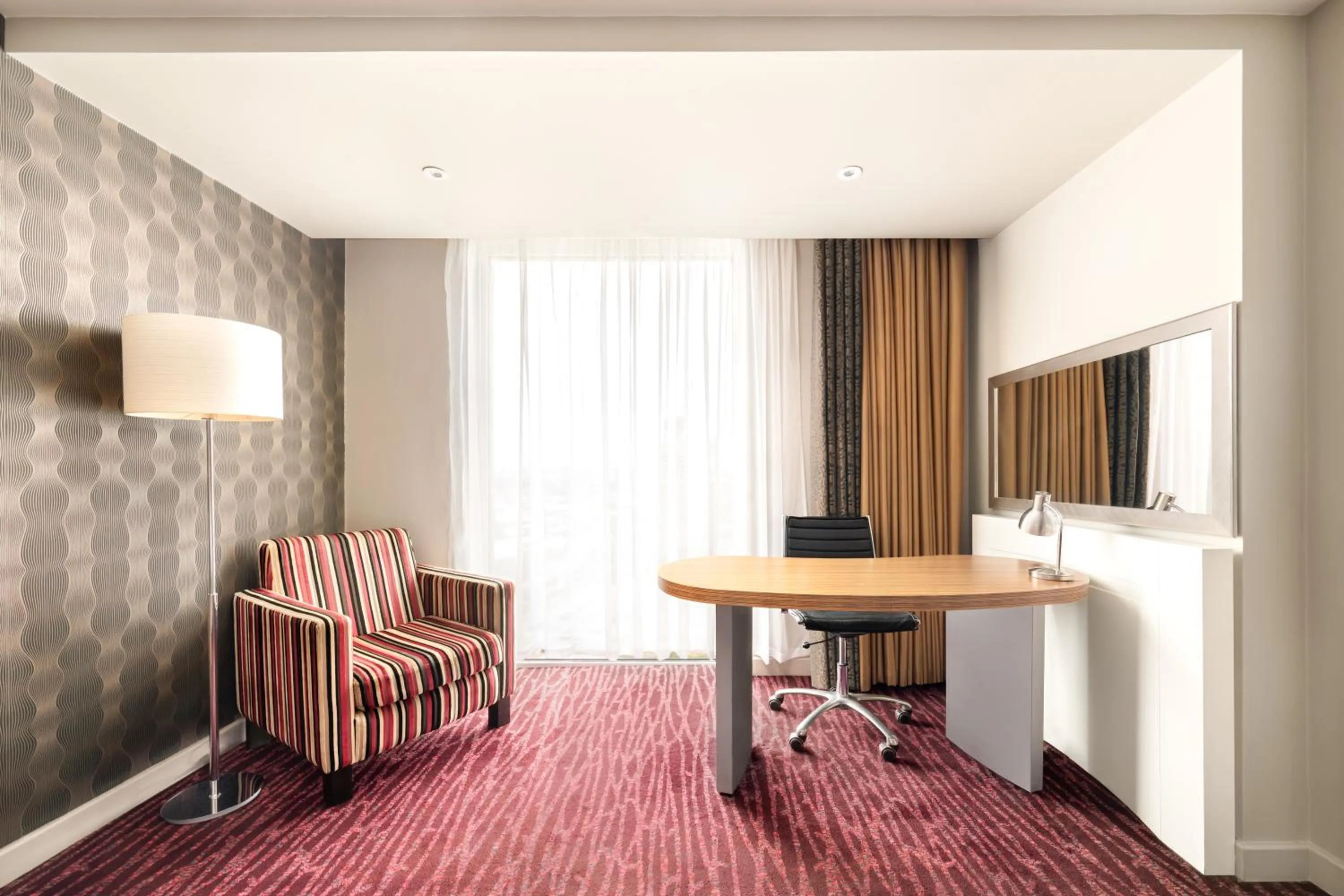 Bedroom in Holiday Inn Manchester-Mediacityuk by IHG