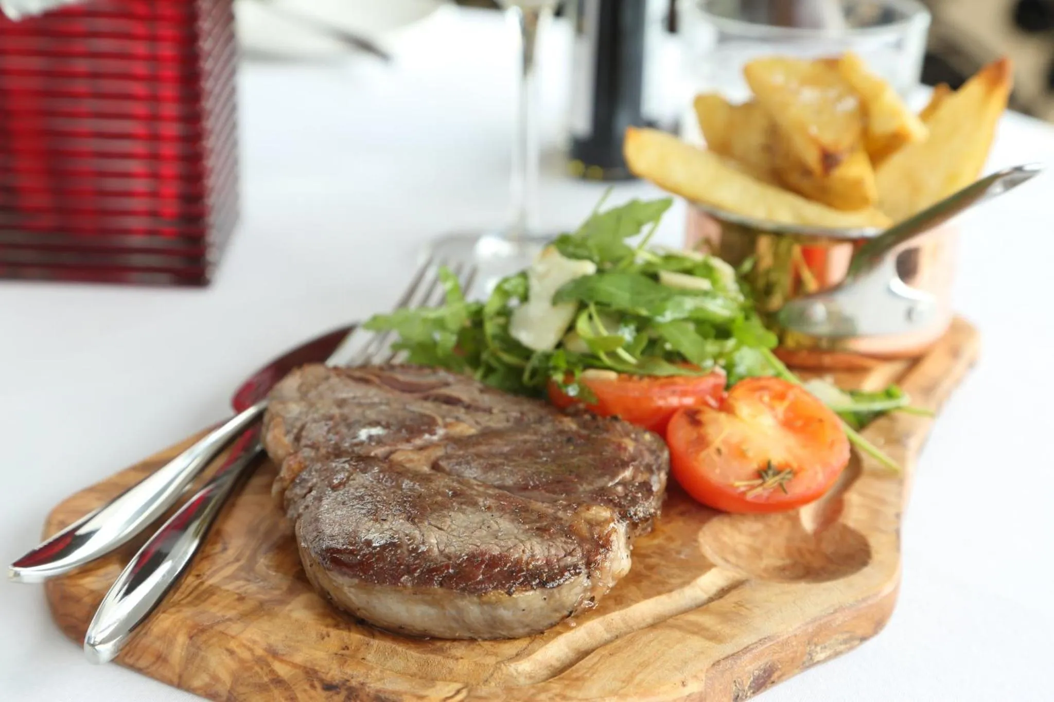 Restaurant/places to eat in Holiday Inn Manchester-Mediacityuk by IHG