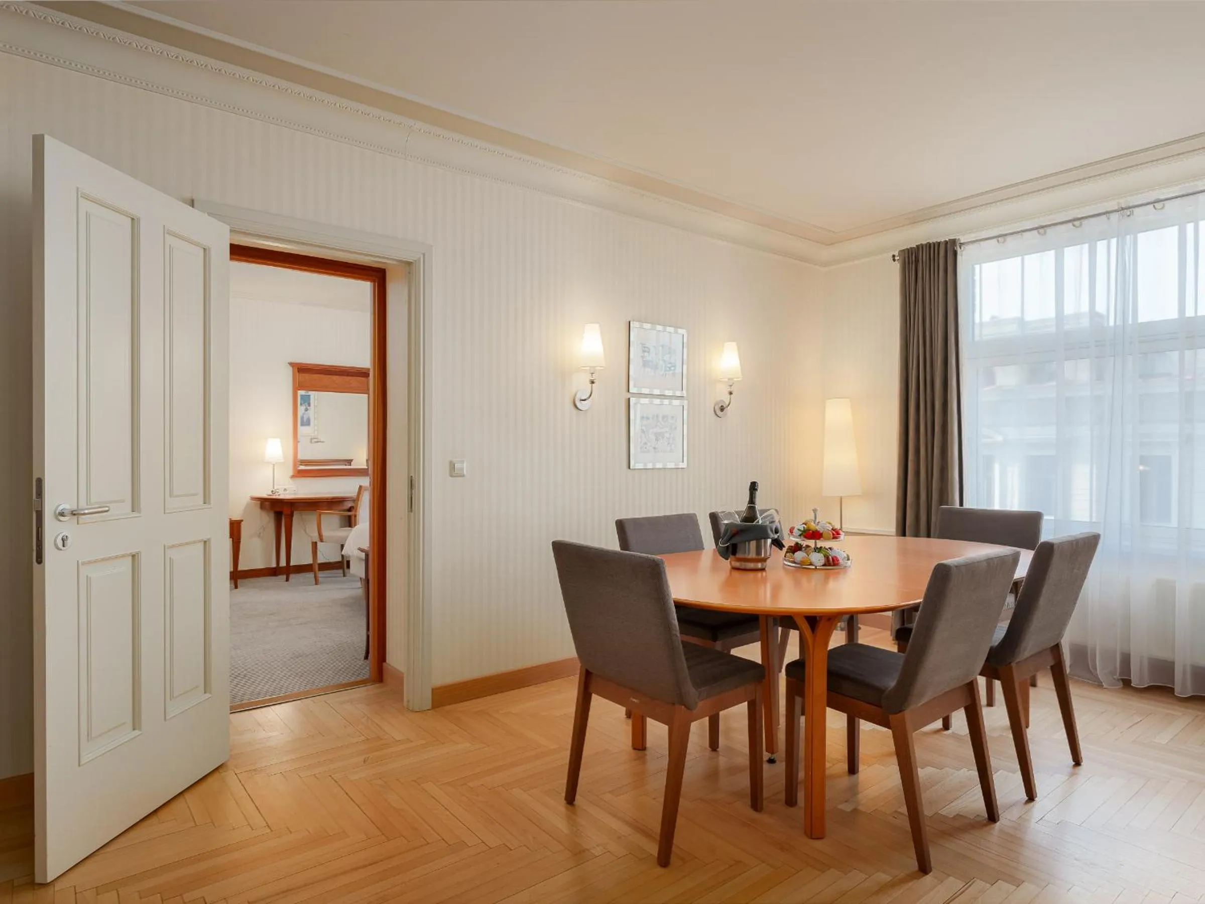 Living room in Radisson Blu Ridzene Hotel, Riga