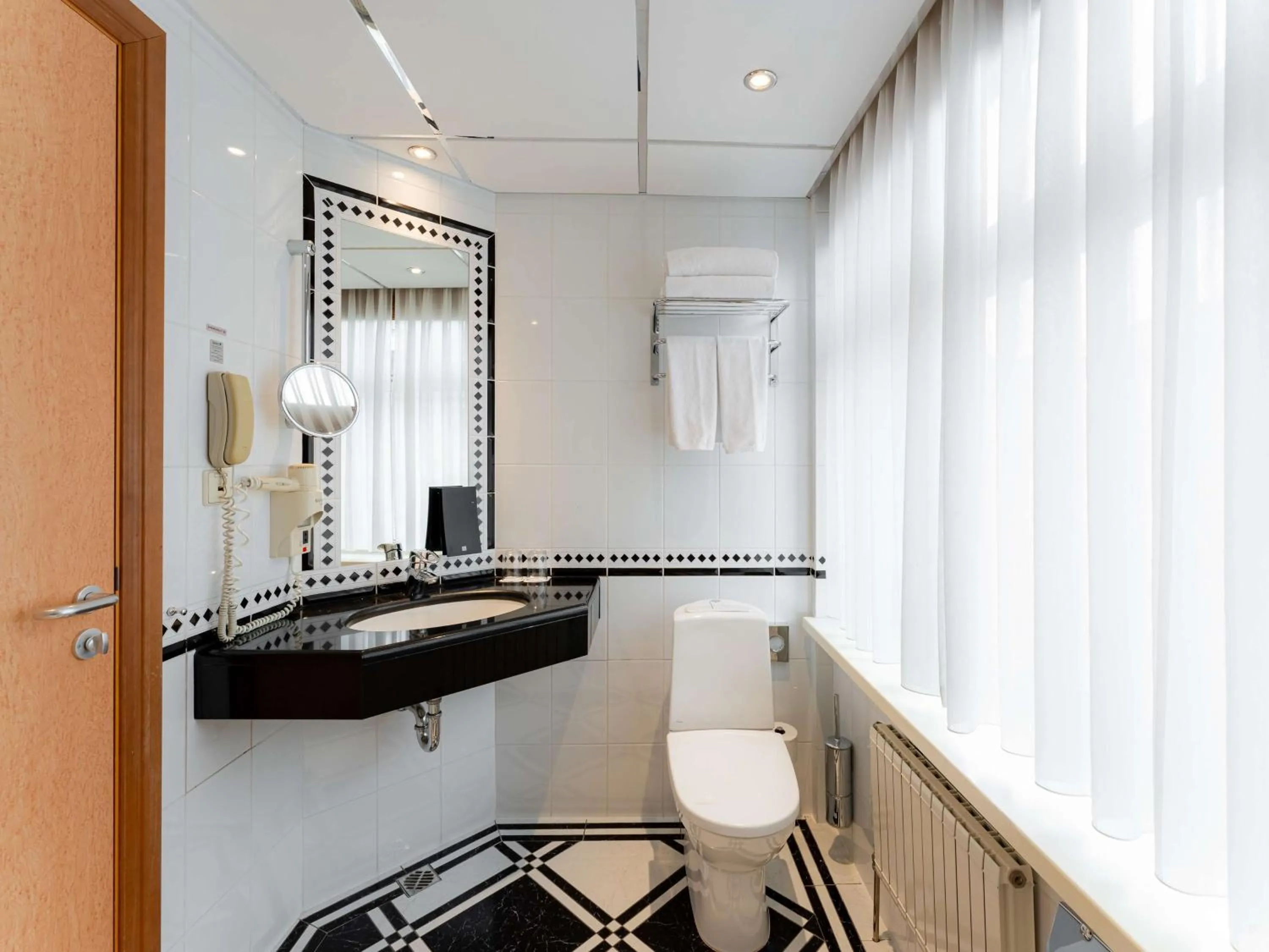 Bathroom in Radisson Blu Ridzene Hotel, Riga