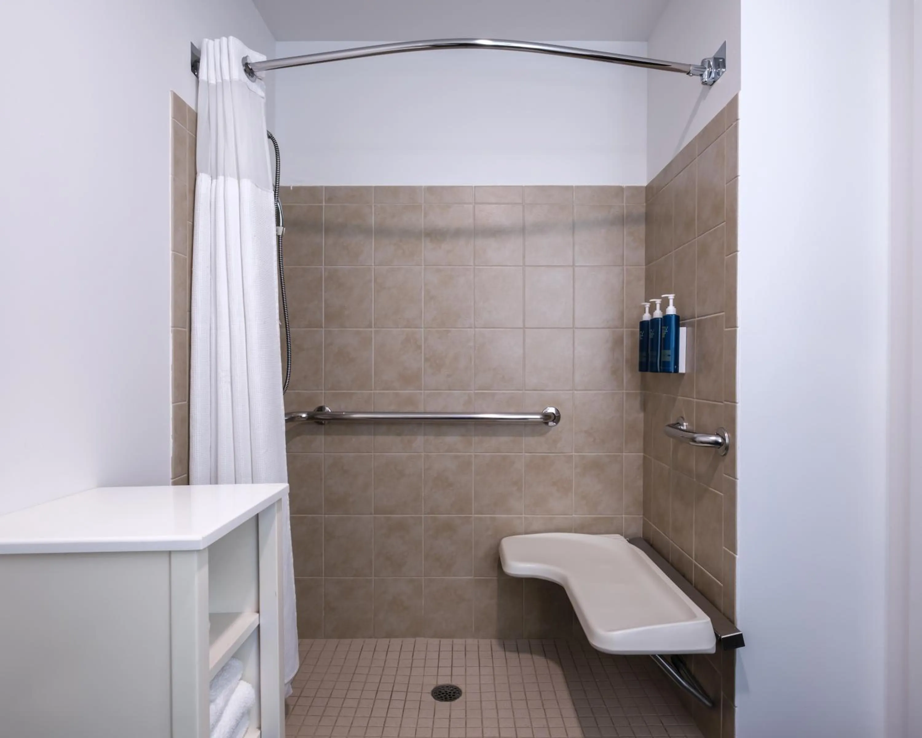 Bathroom in Four Points by Sheraton Louisville Airport