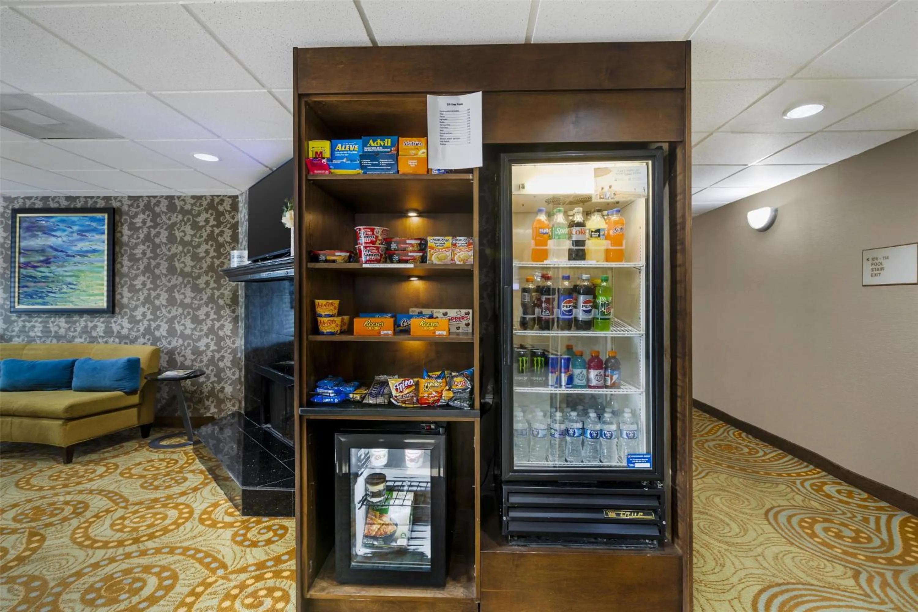 Property building in Best Western Plus Richmond Hill Inn