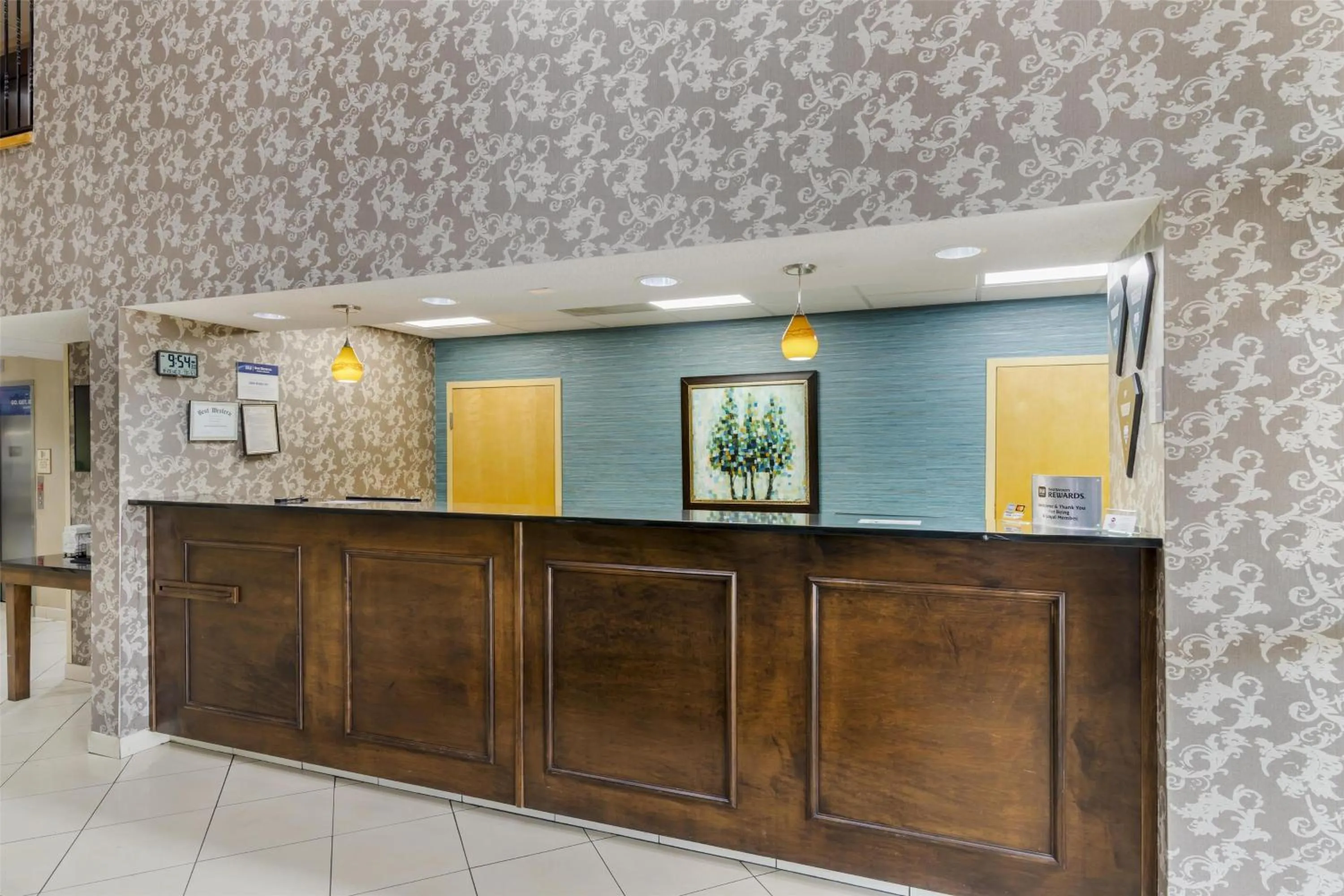 Lobby or reception in Best Western Plus Richmond Hill Inn