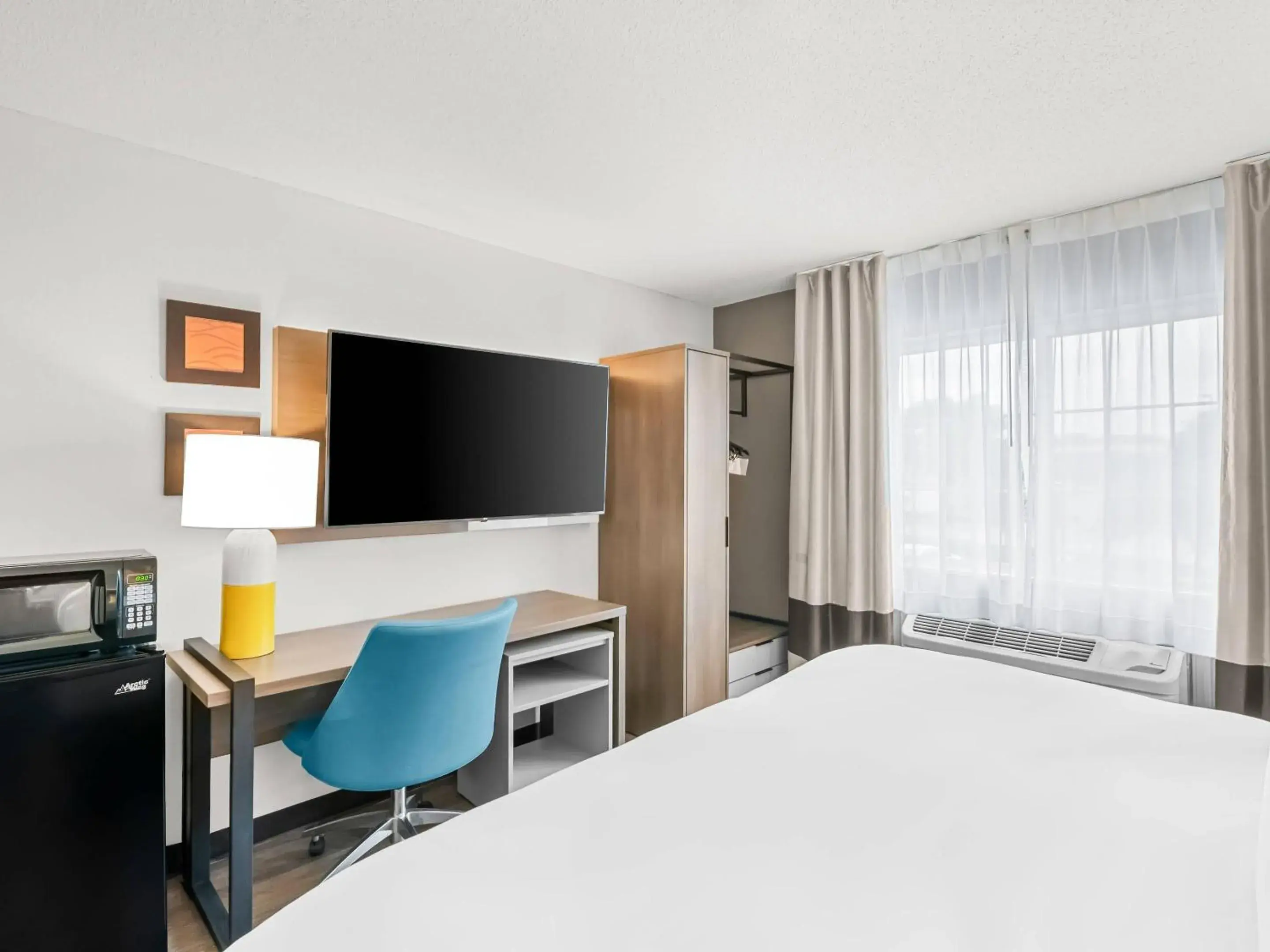 Bedroom, Bed in Comfort Inn & Suites Bellevue - Omaha Offutt AFB Bedroom, Bed in Comfort Inn & Suites Bellevue - Omaha Offutt AFB