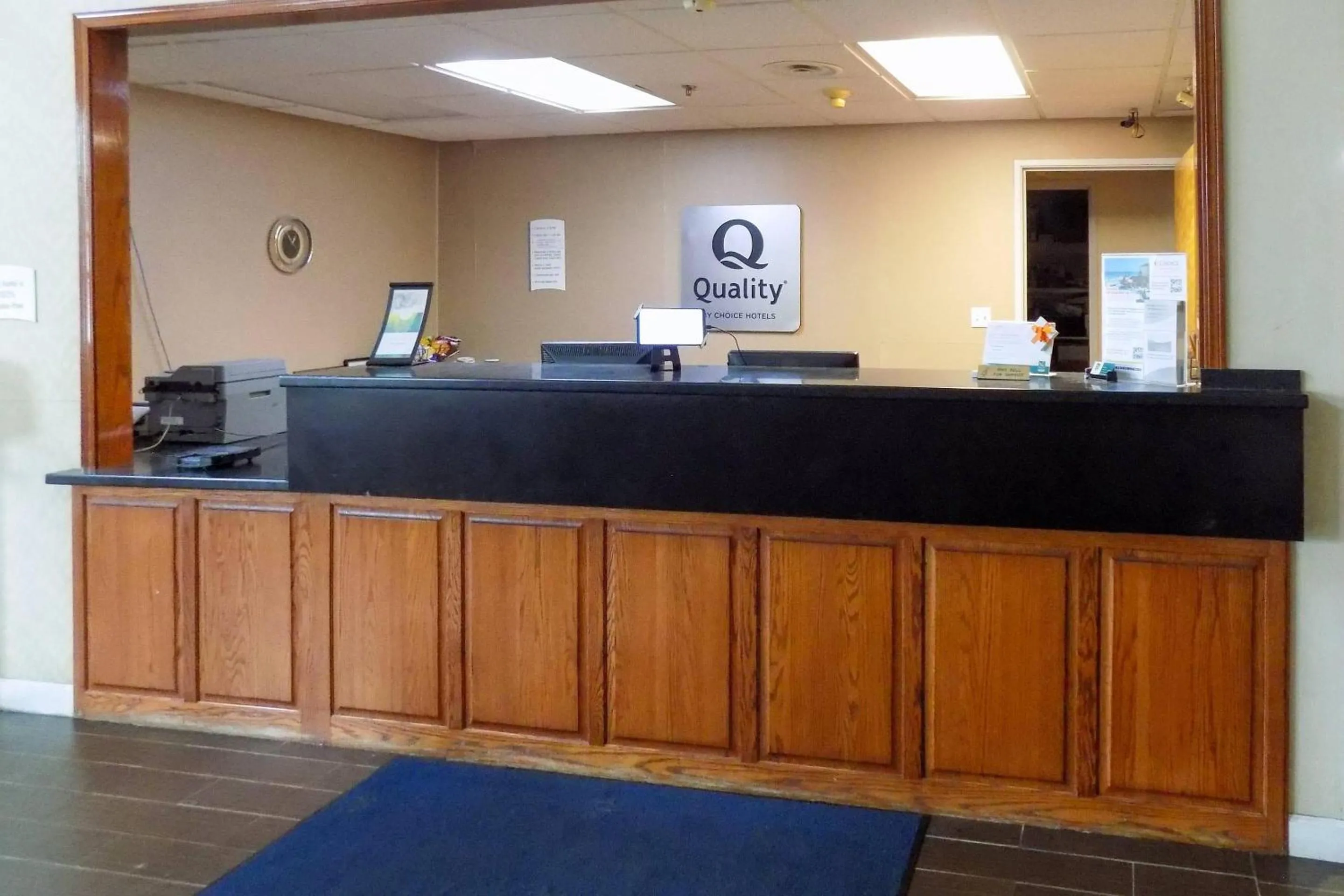 Lobby or reception in Quality Inn Kingdom City, MO