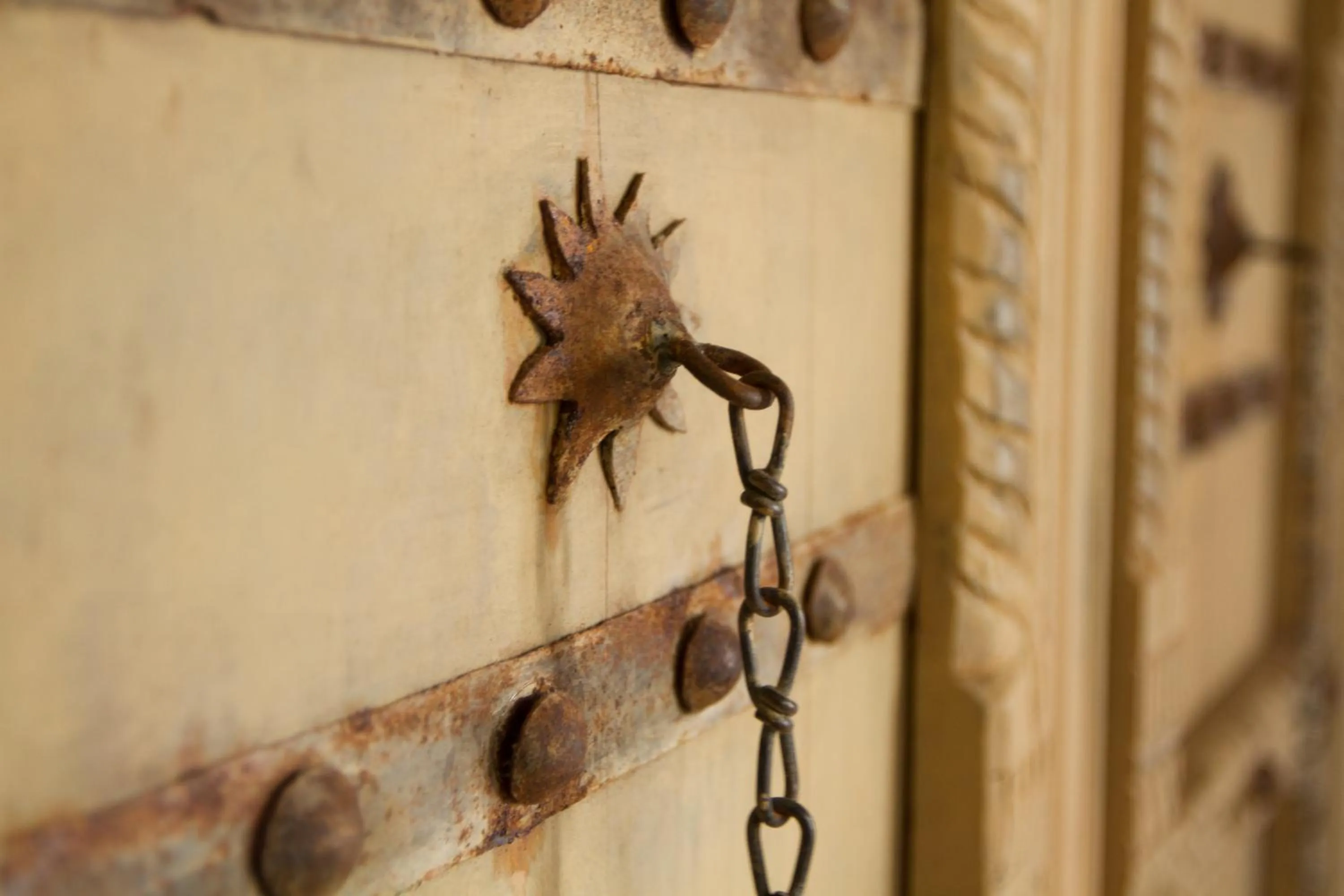 Decorative detail in Hotel Quadrifolio