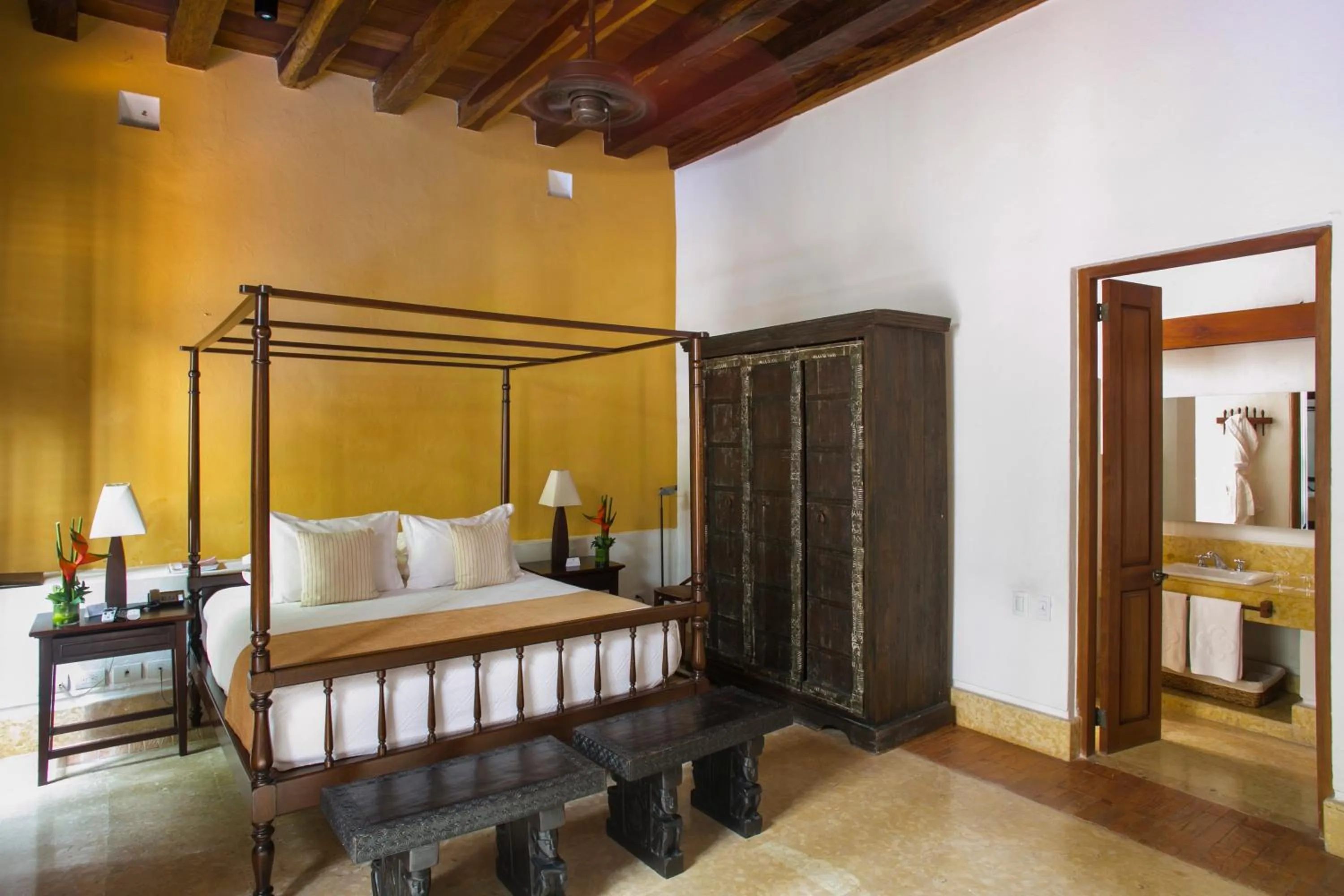 Bed in Hotel Quadrifolio