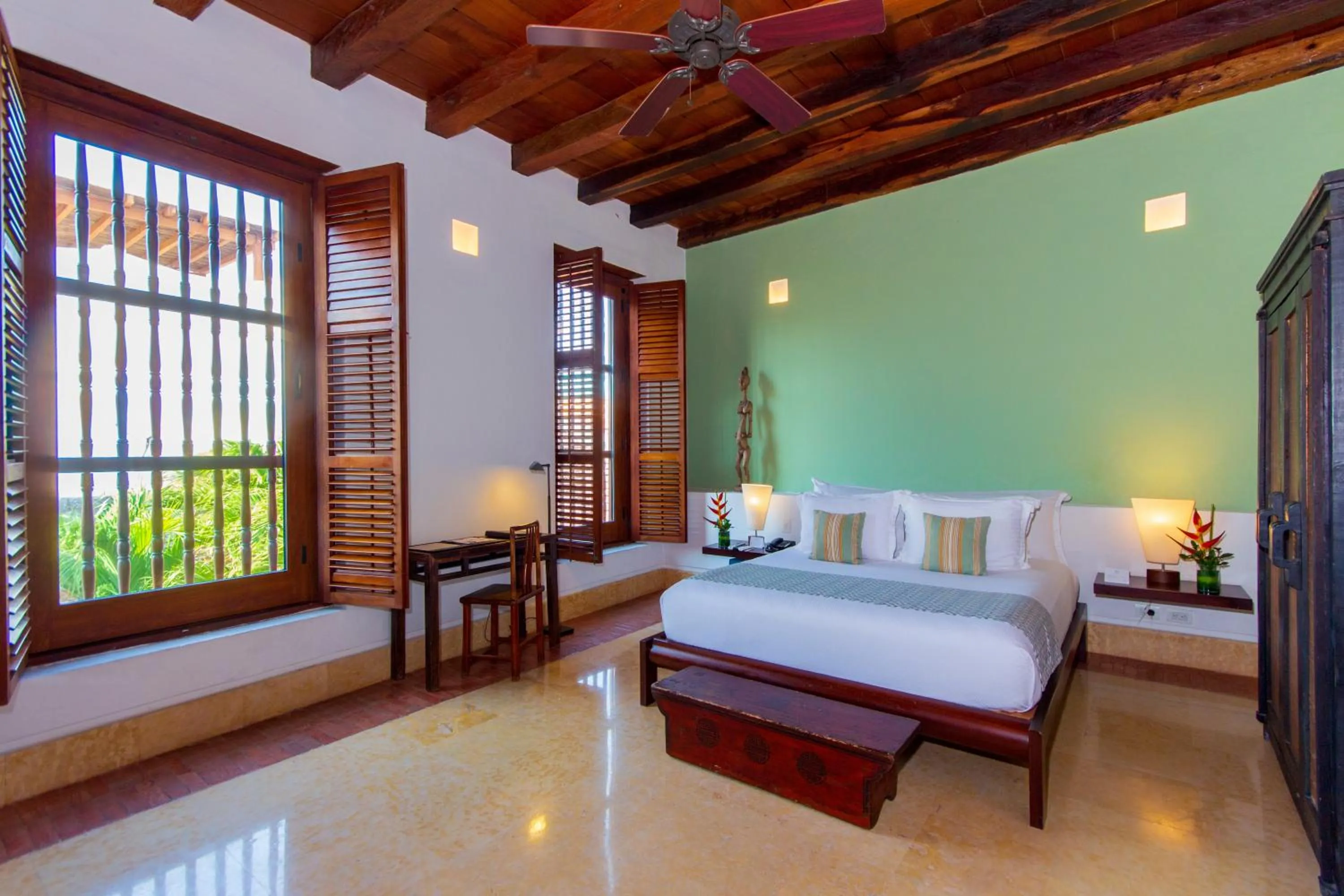 Bed in Hotel Quadrifolio