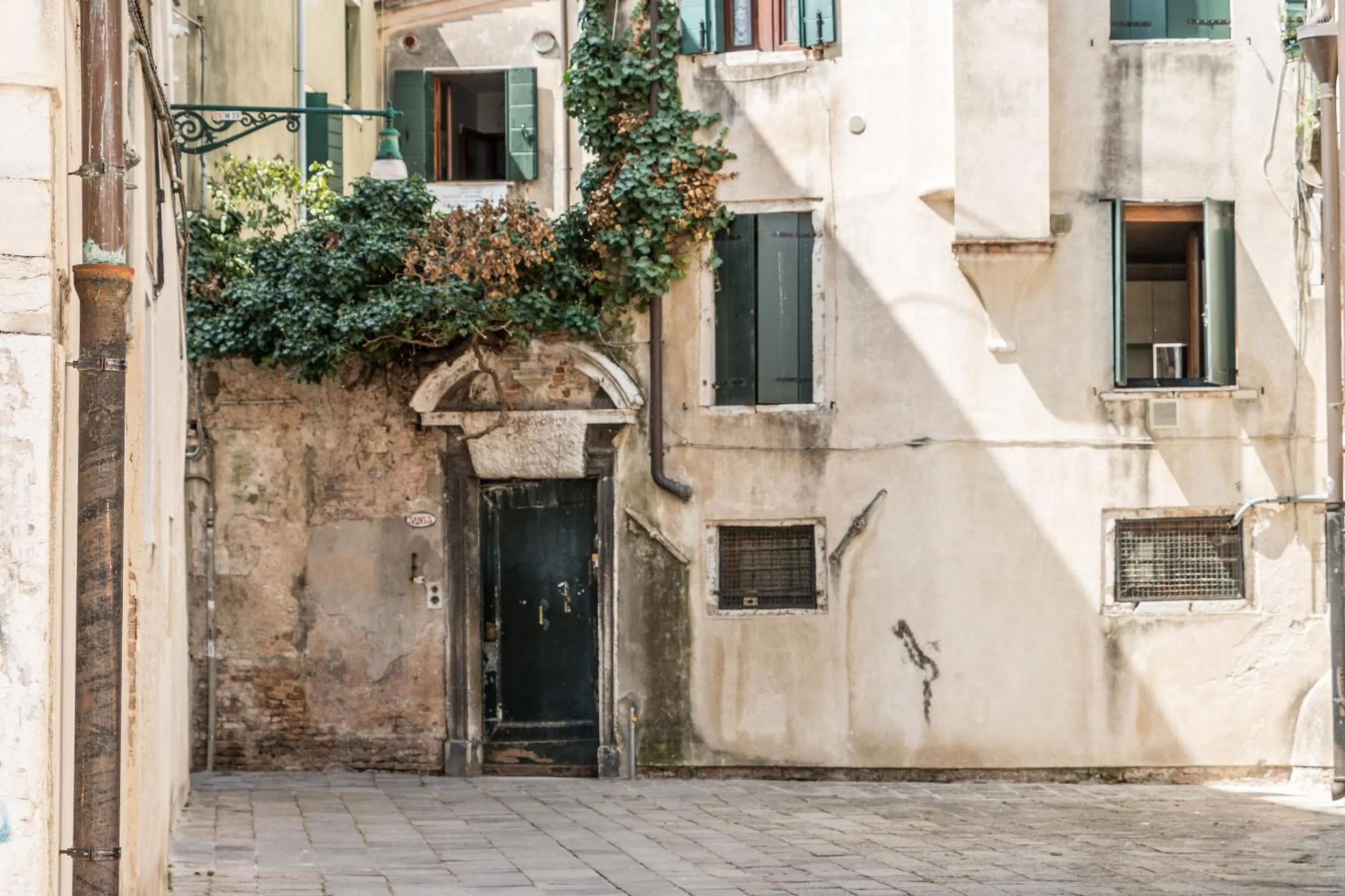 Facade/entrance in CASA DELL'ARTISTA