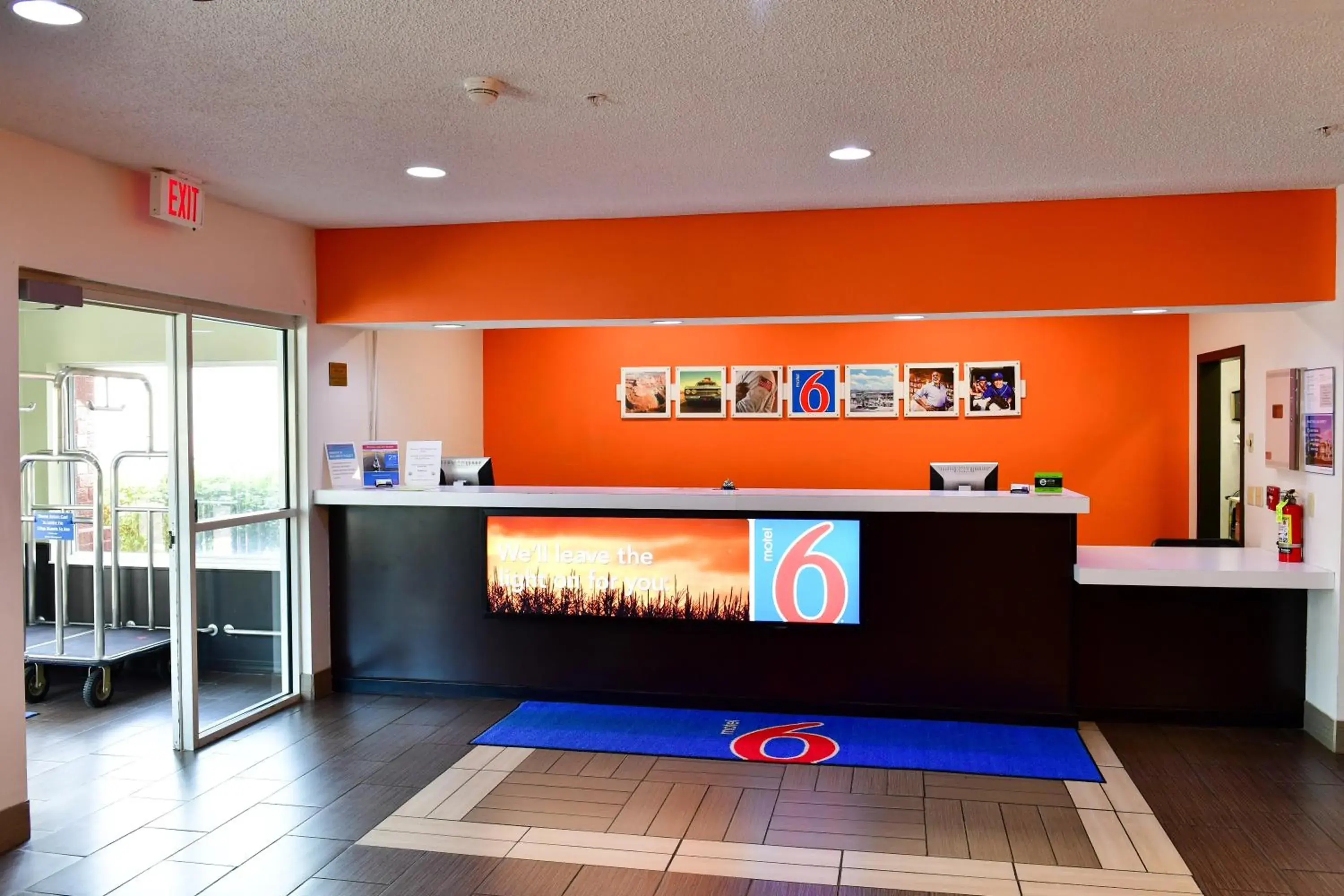 Lobby or reception in Motel 6-Lincoln, NE Lobby or reception in Motel 6-Lincoln, NE