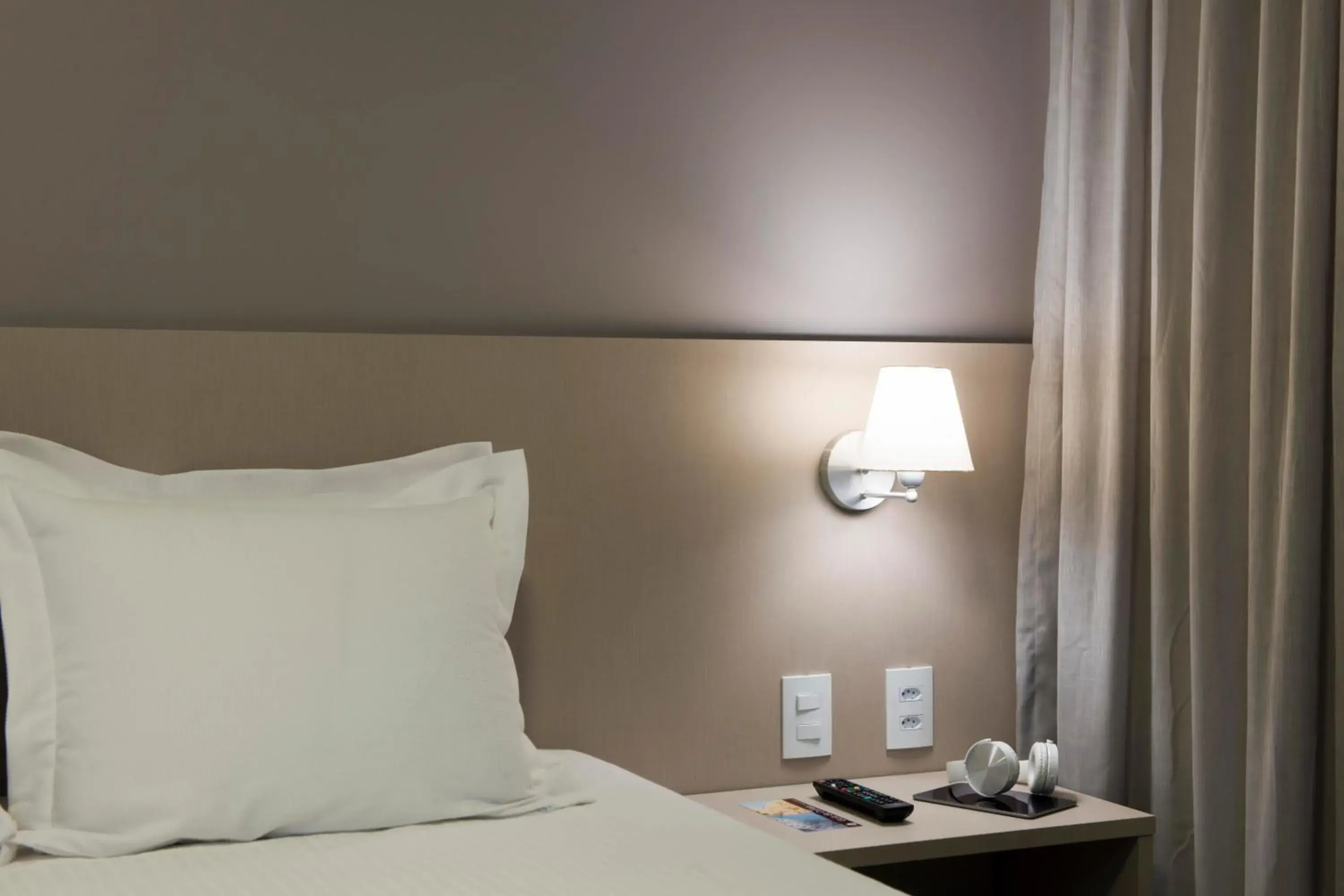 Bedroom, Bed in Transamerica Fit Catalão Bedroom, Bed in Transamerica Fit Catalão