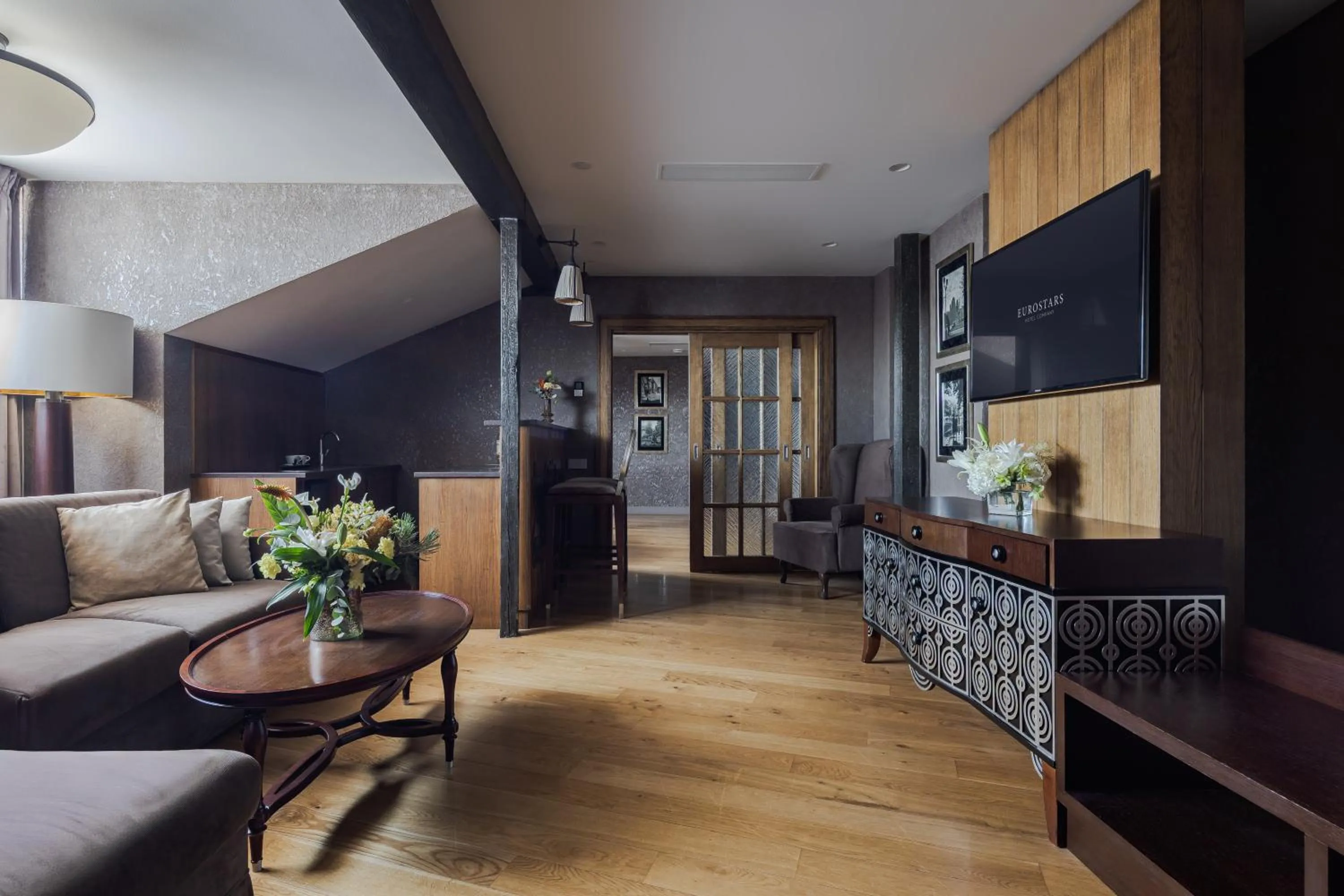 Seating area in Eurostars Metropole