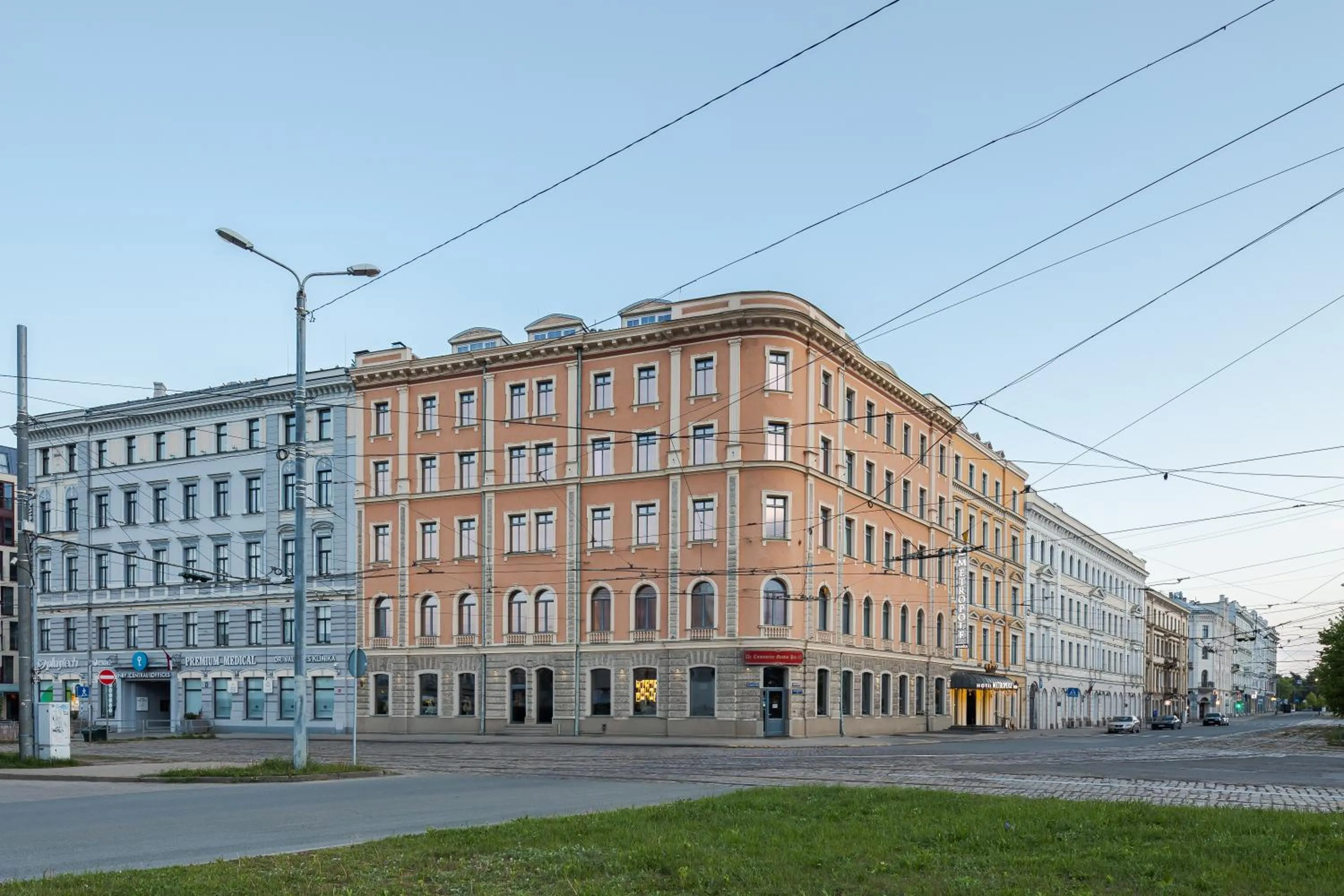 Property building in Eurostars Metropole