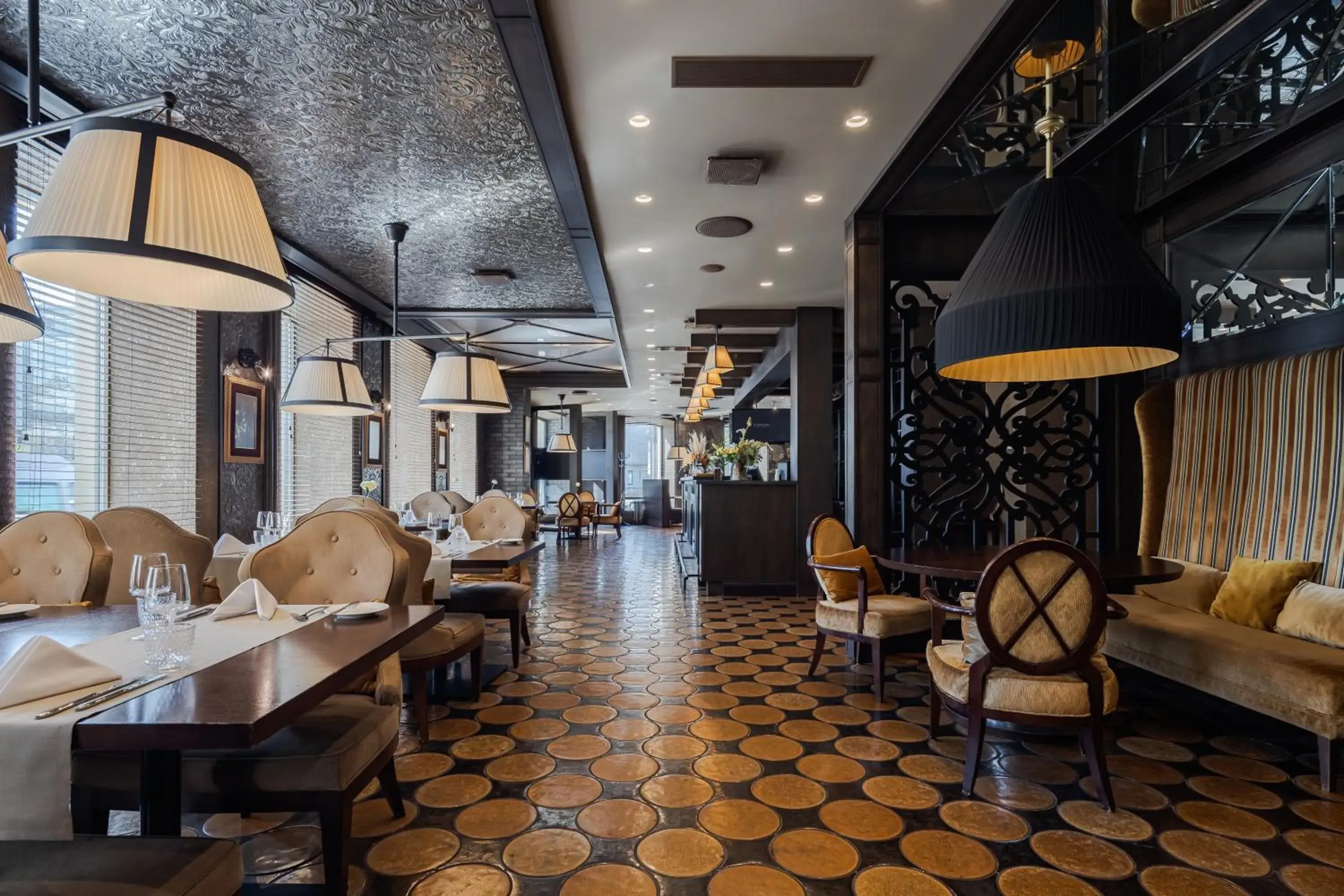 Restaurant/places to eat in Eurostars Metropole Restaurant/places to eat in Eurostars Metropole