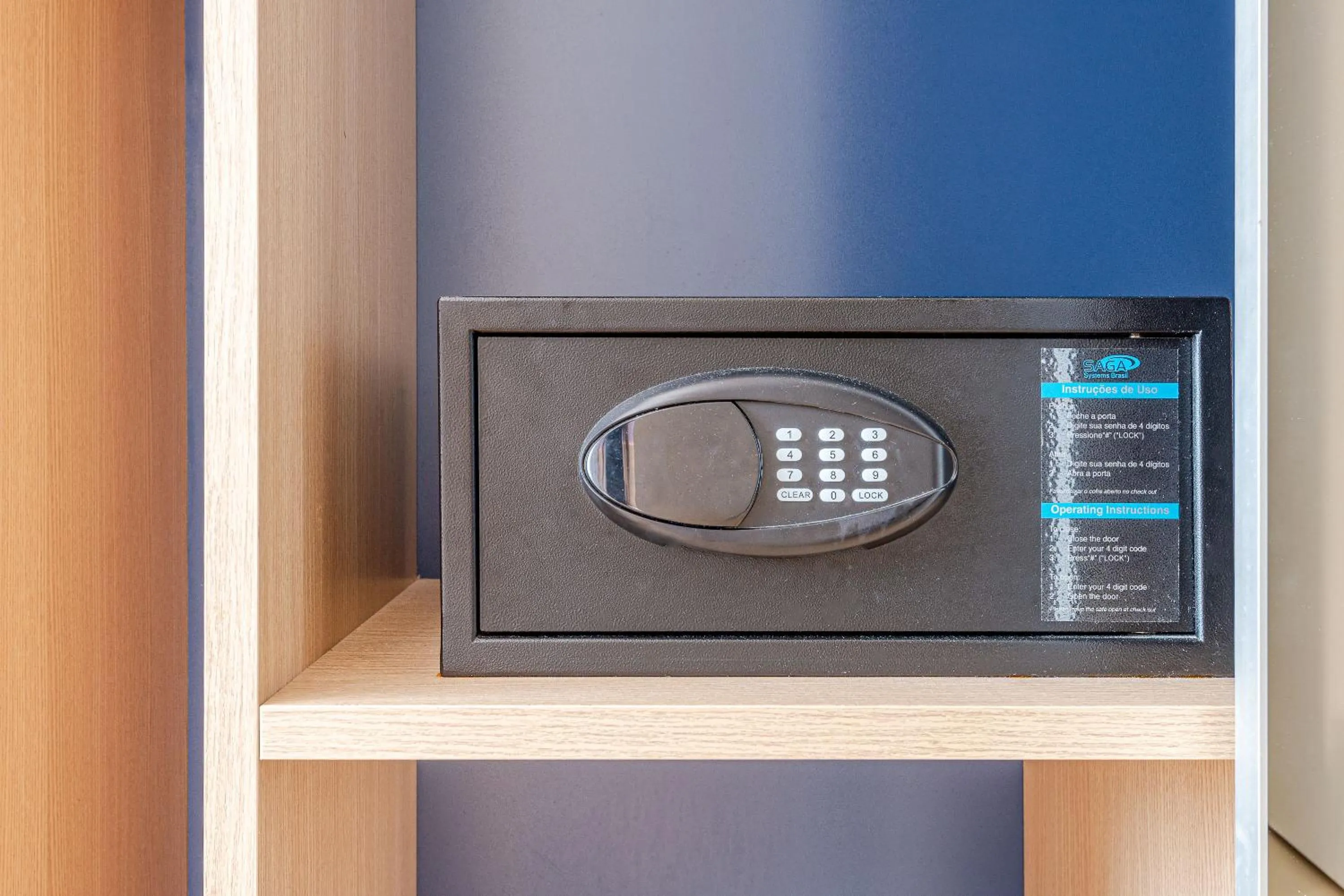 safe in Roomo Transamerica Santos Gonzaga