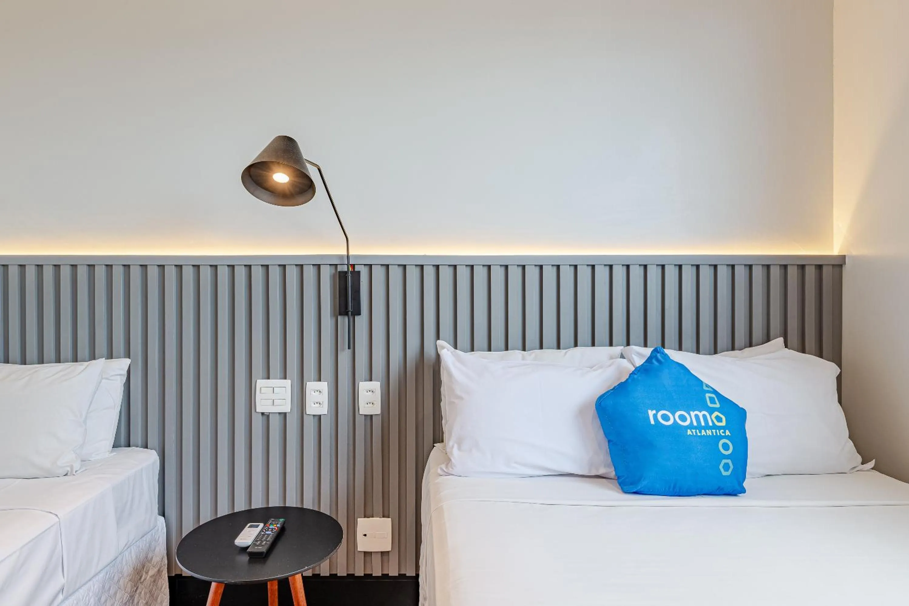 Bed in Roomo Transamerica Santos Gonzaga