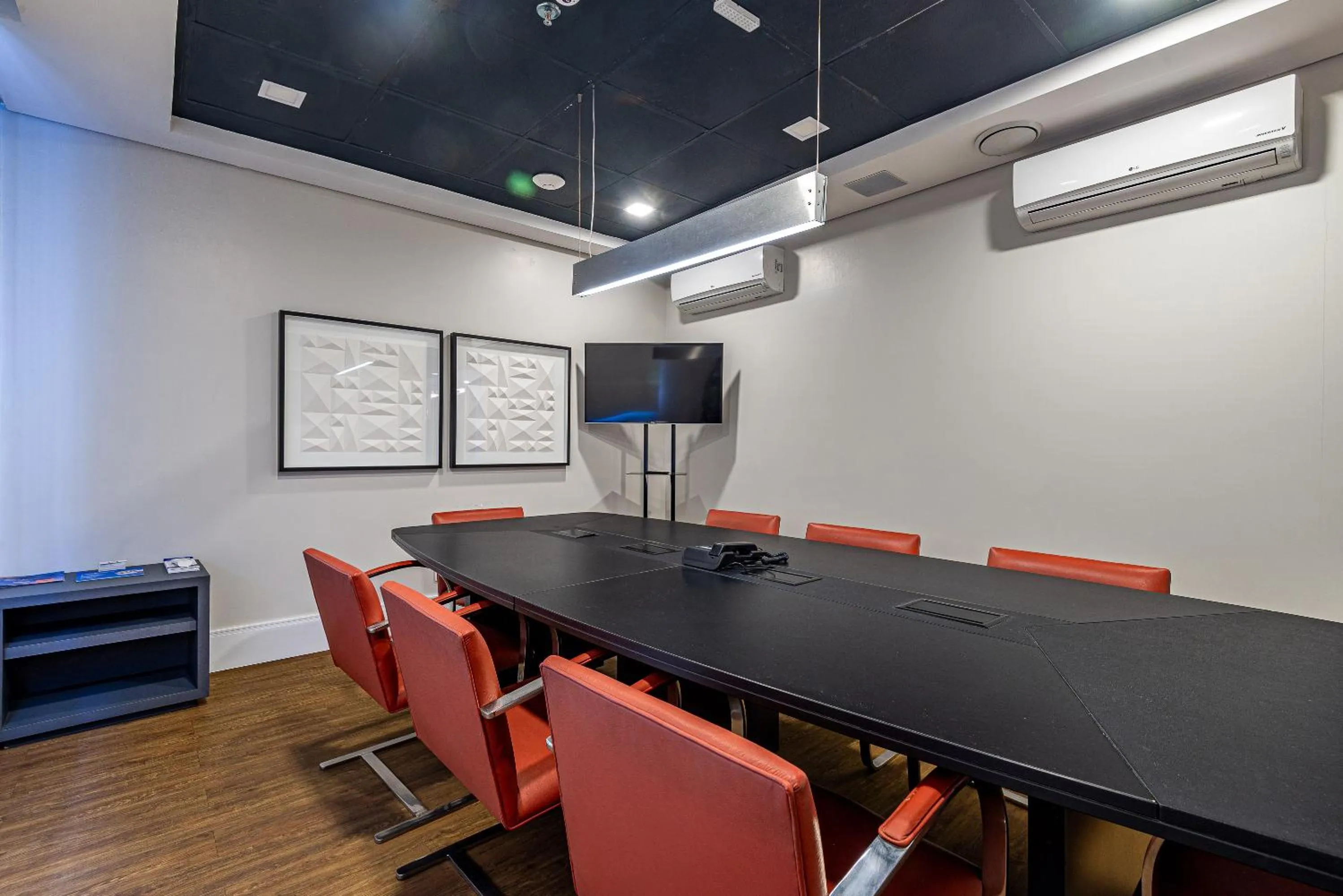 Business facilities in Roomo Transamerica Santos Gonzaga