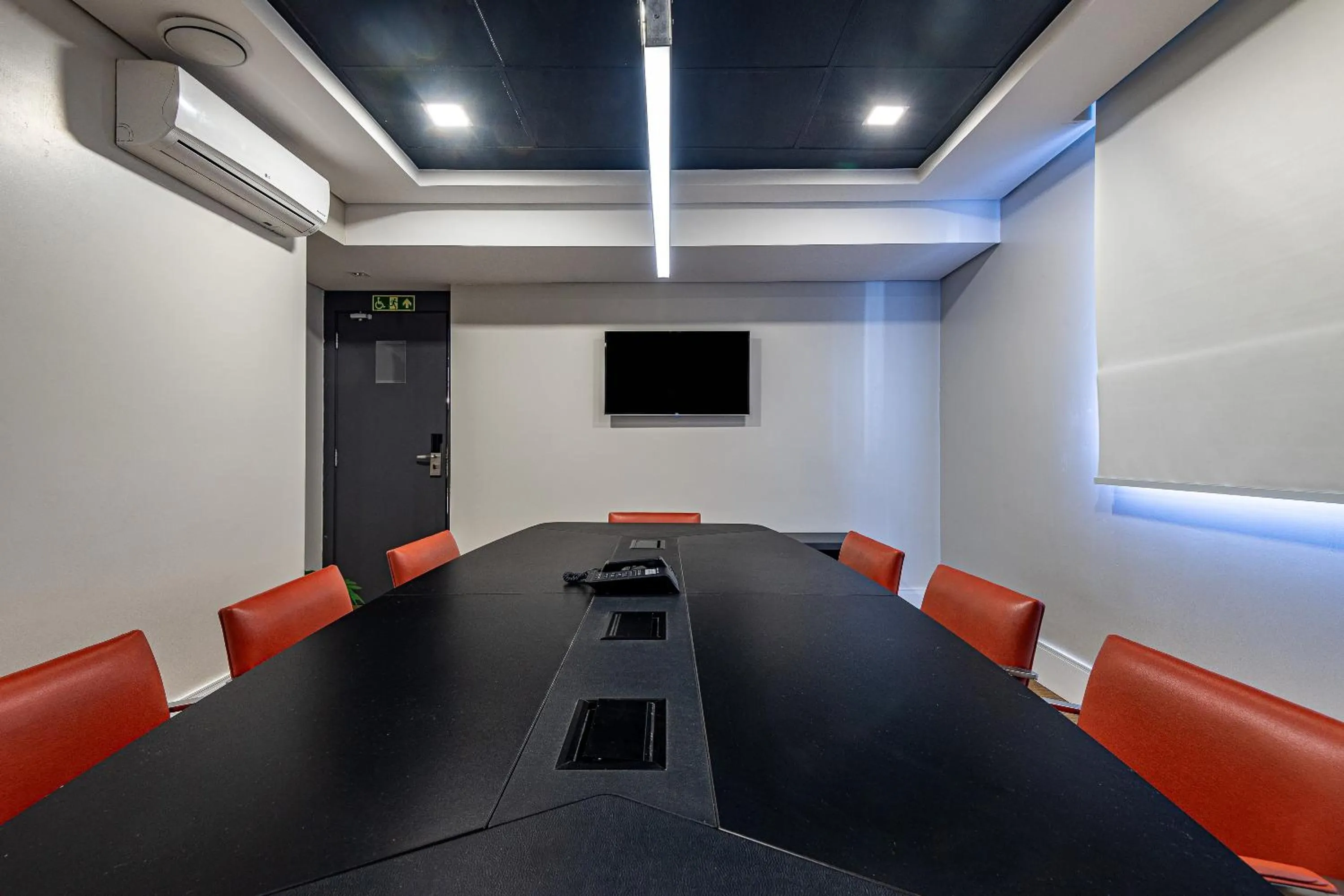 Business facilities in Roomo Transamerica Santos Gonzaga