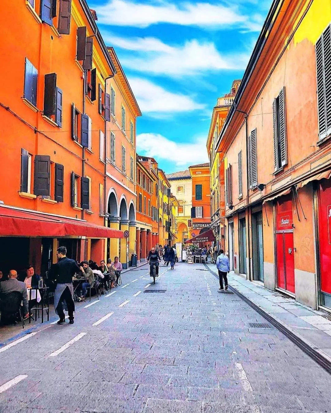 Restaurant/places to eat in Casa Salbego R&B