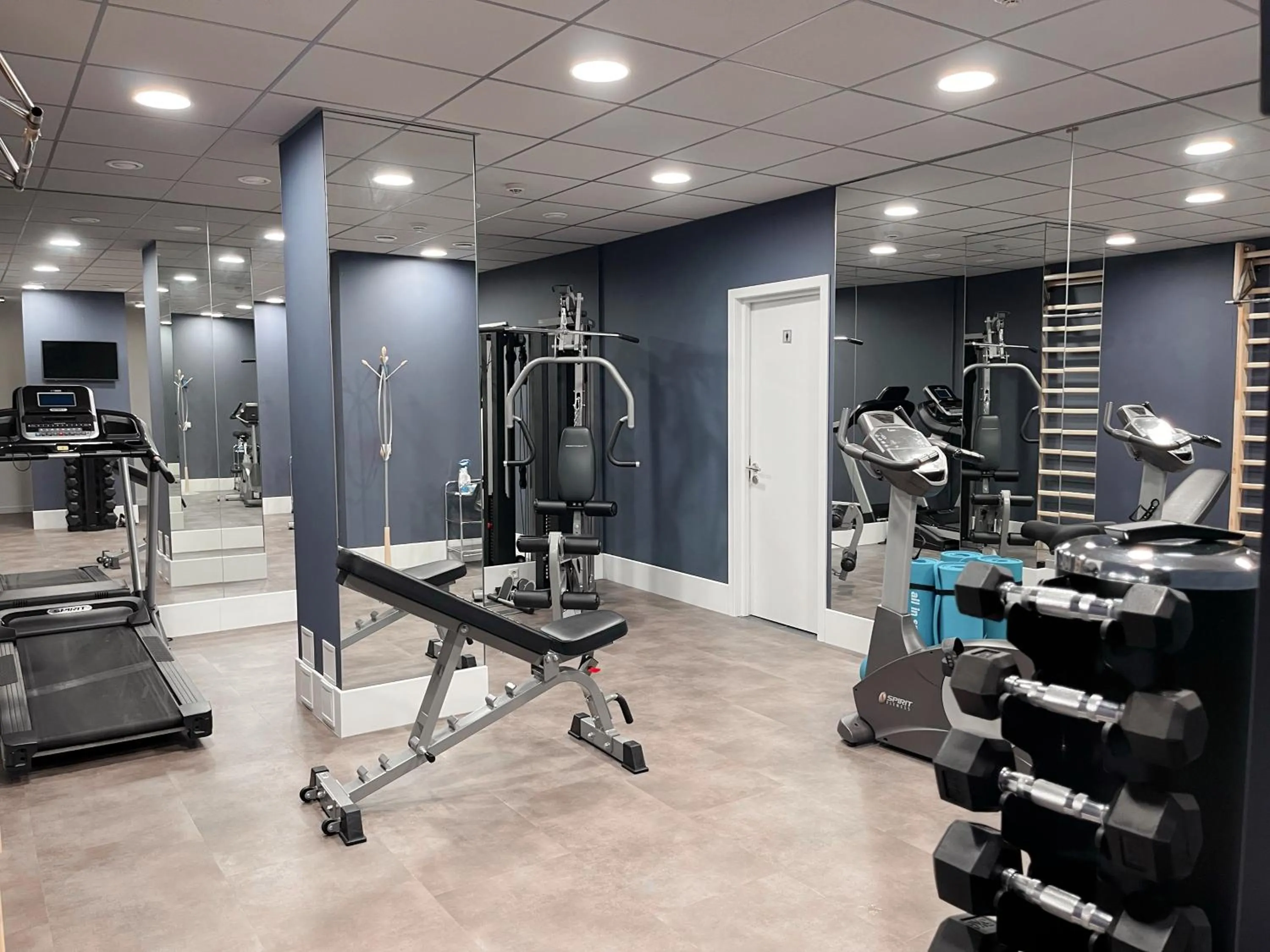 Fitness centre/facilities in Amber Sea Hotel & SPA