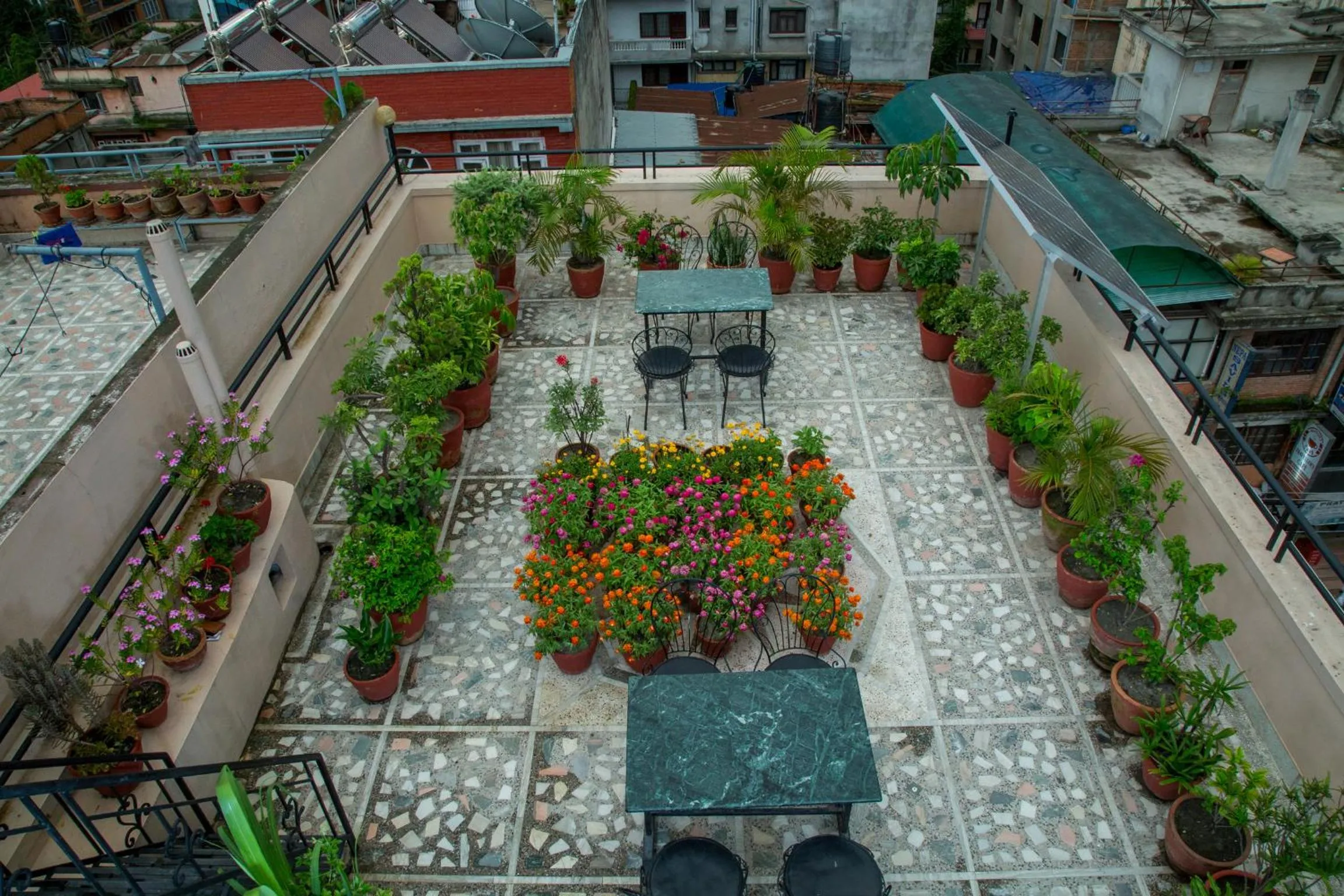 Garden view in Hotel Namtso