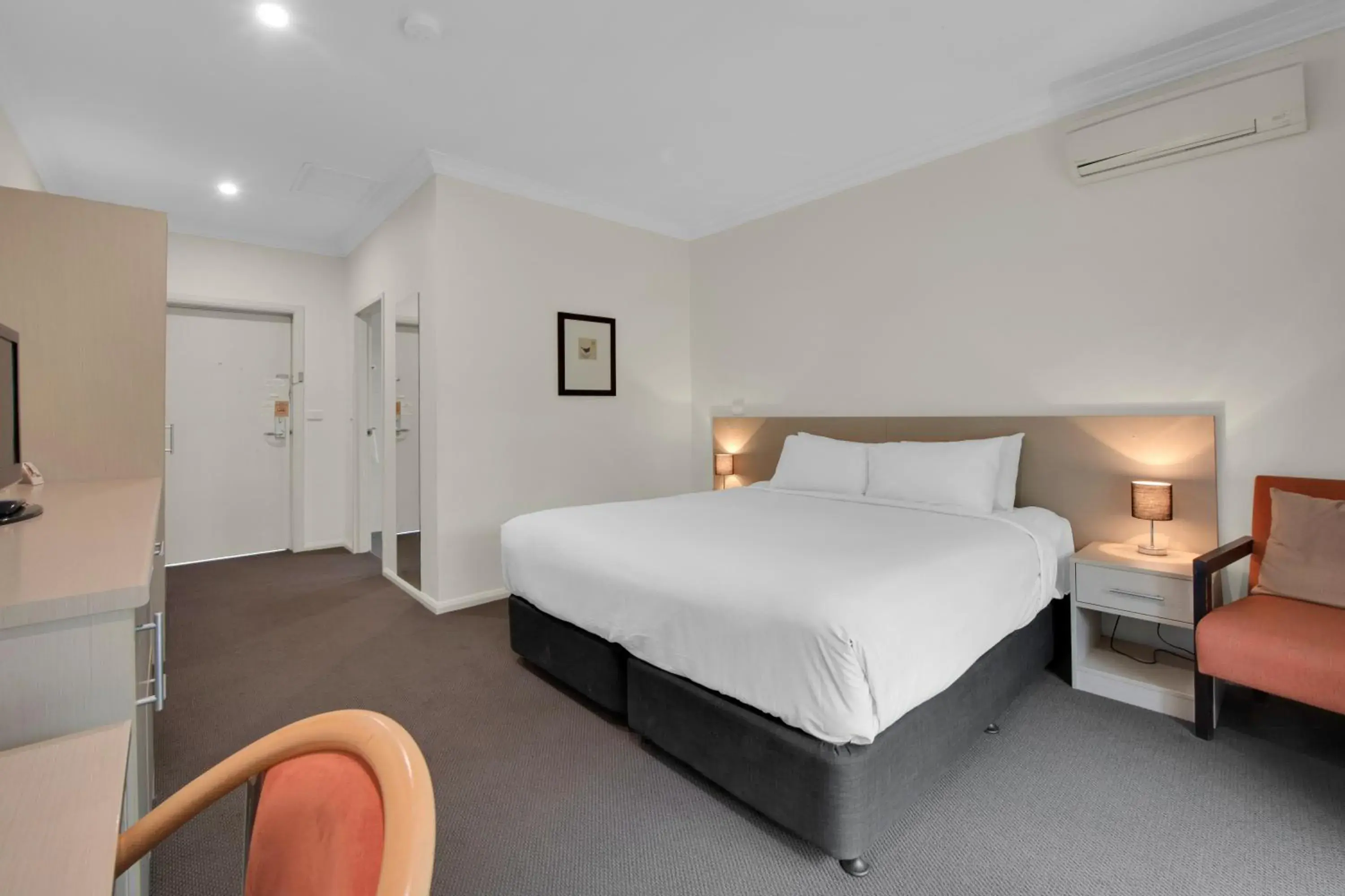 Bedroom, Bed in Hunter Gateway Motel Bedroom, Bed in Hunter Gateway Motel