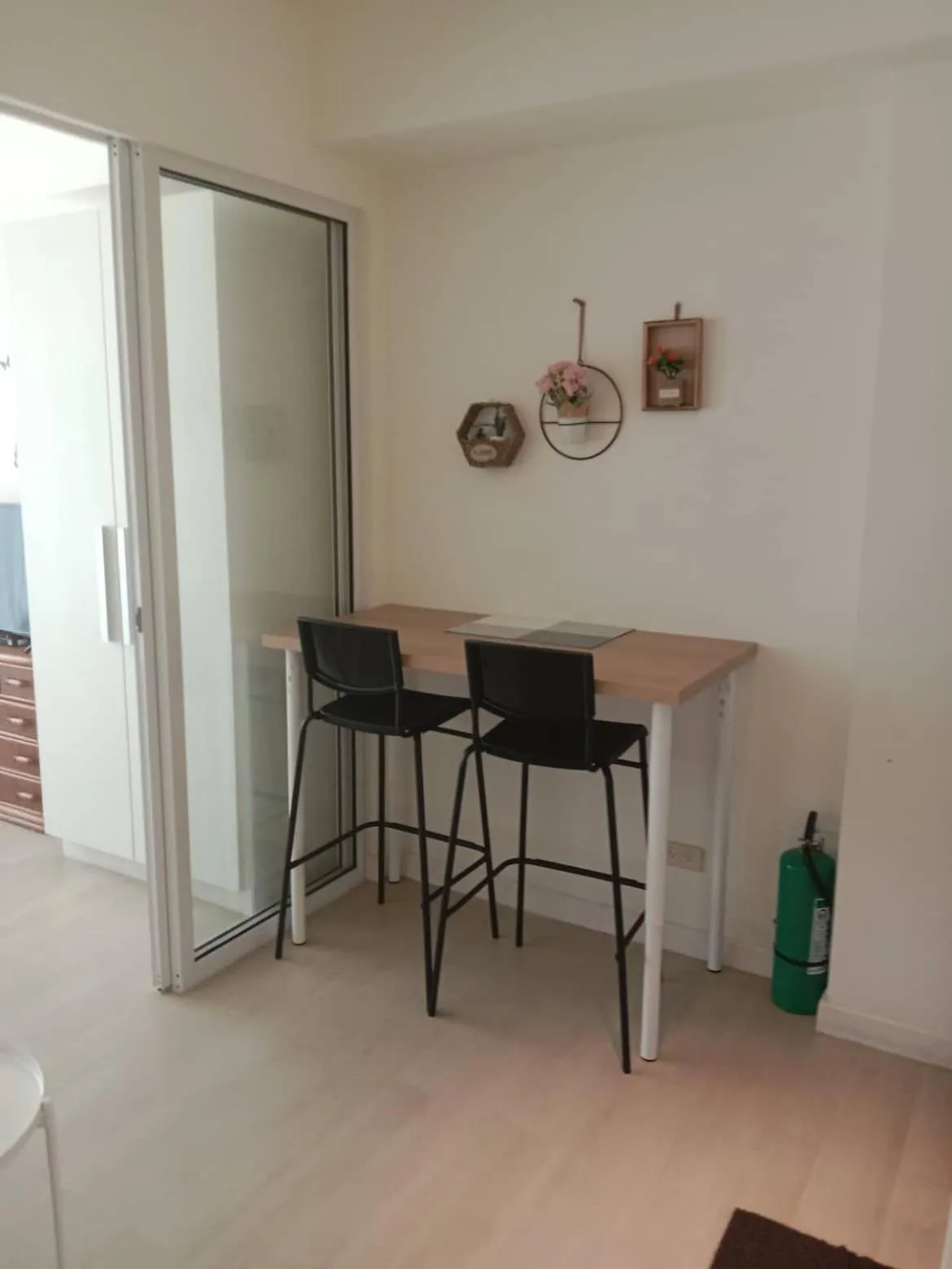 Azure Residences by Van Florendo