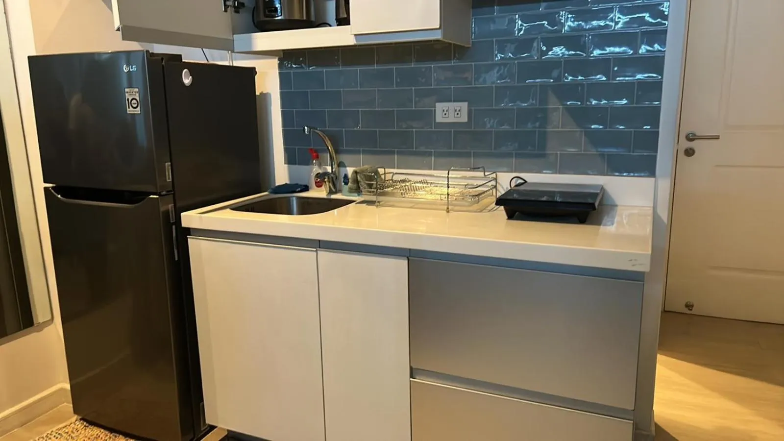 Azure Residences by Van Florendo