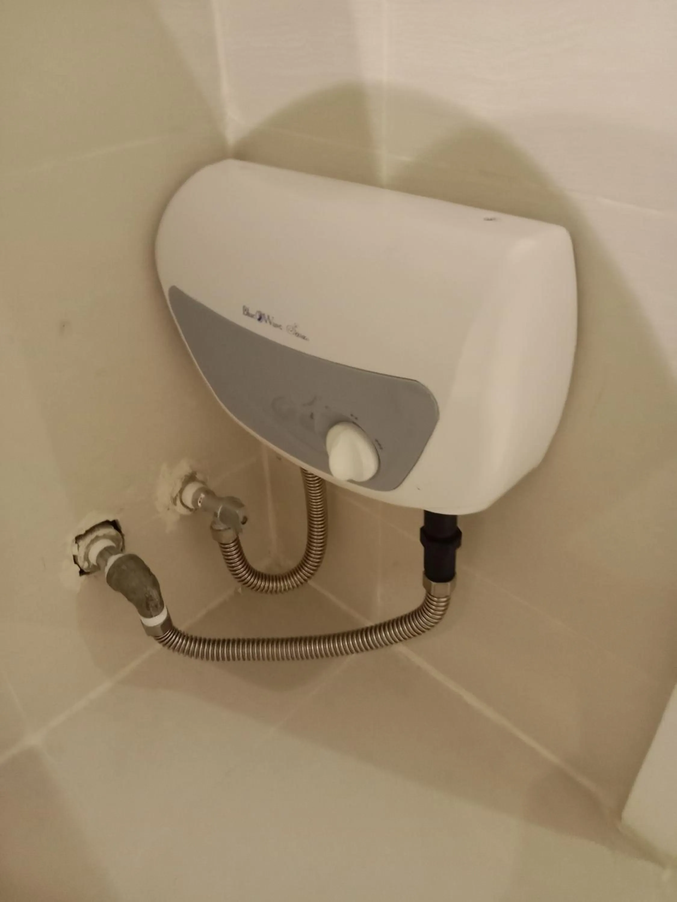 Azure Residences by Van Florendo