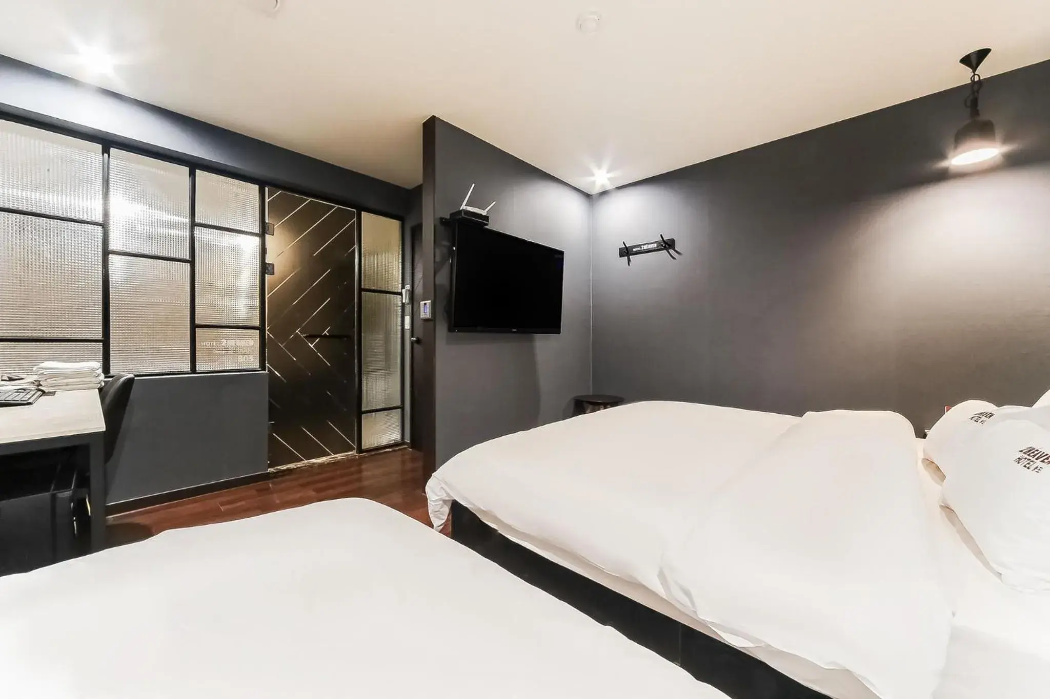Deluxe Twin Room in 2 Heaven Hotel Songdo Deluxe Twin Room in 2 Heaven Hotel Songdo