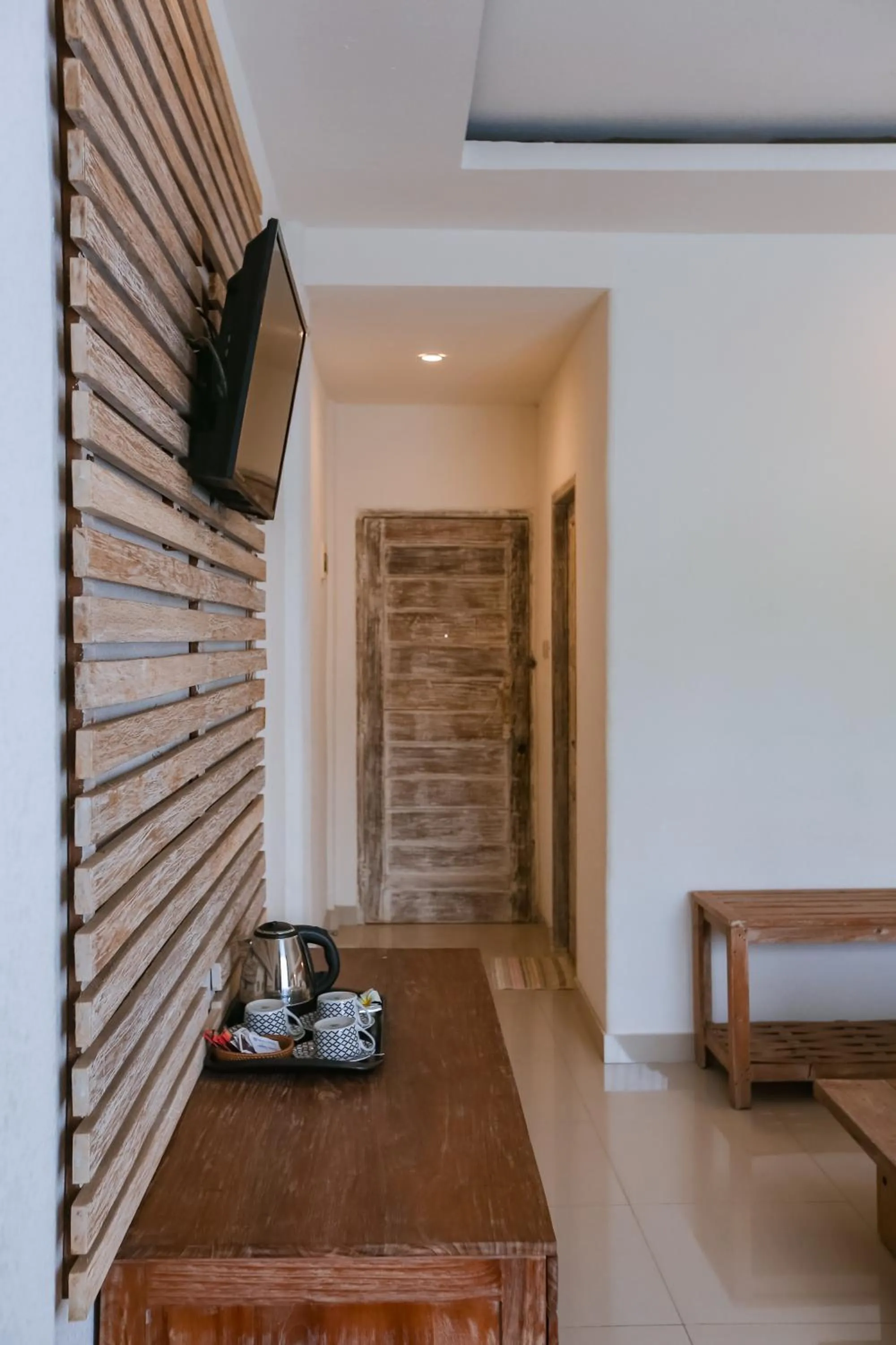 The 5 Brothers Hotel