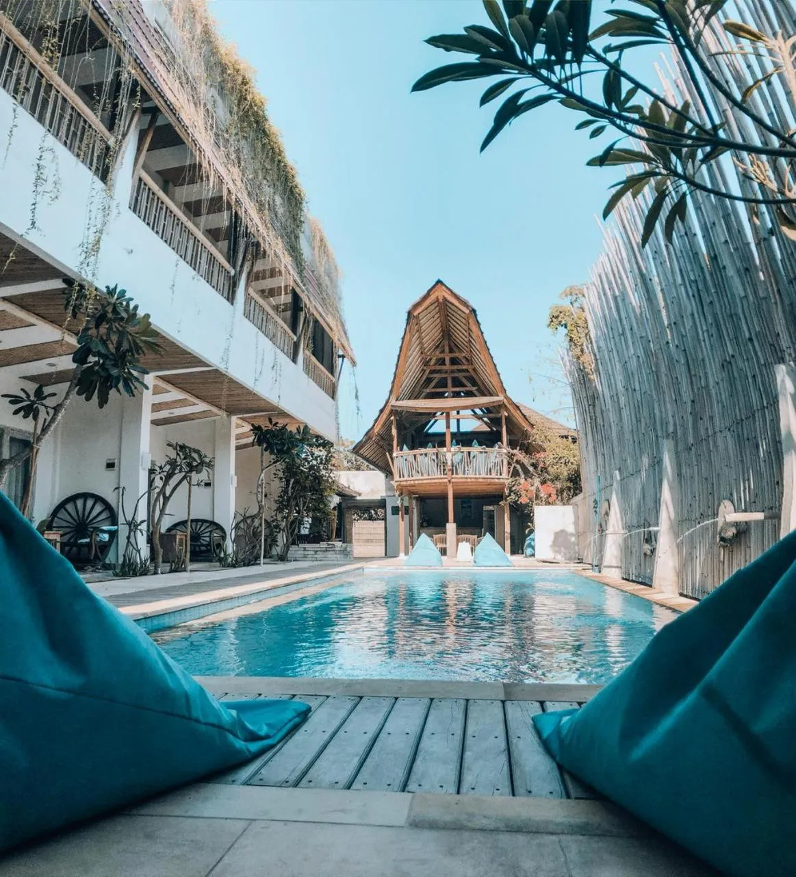 The 5 Brothers Hotel