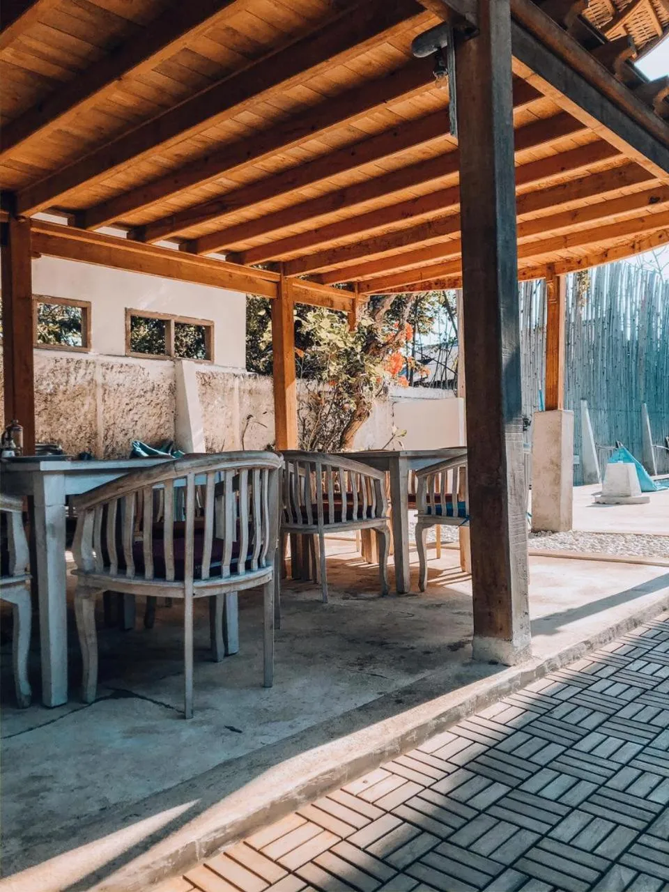 The 5 Brothers Hotel