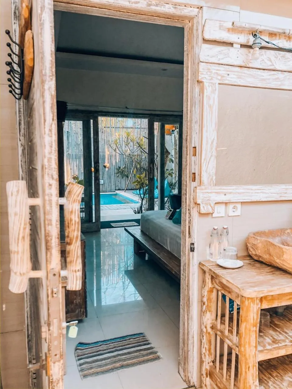 The 5 Brothers Hotel