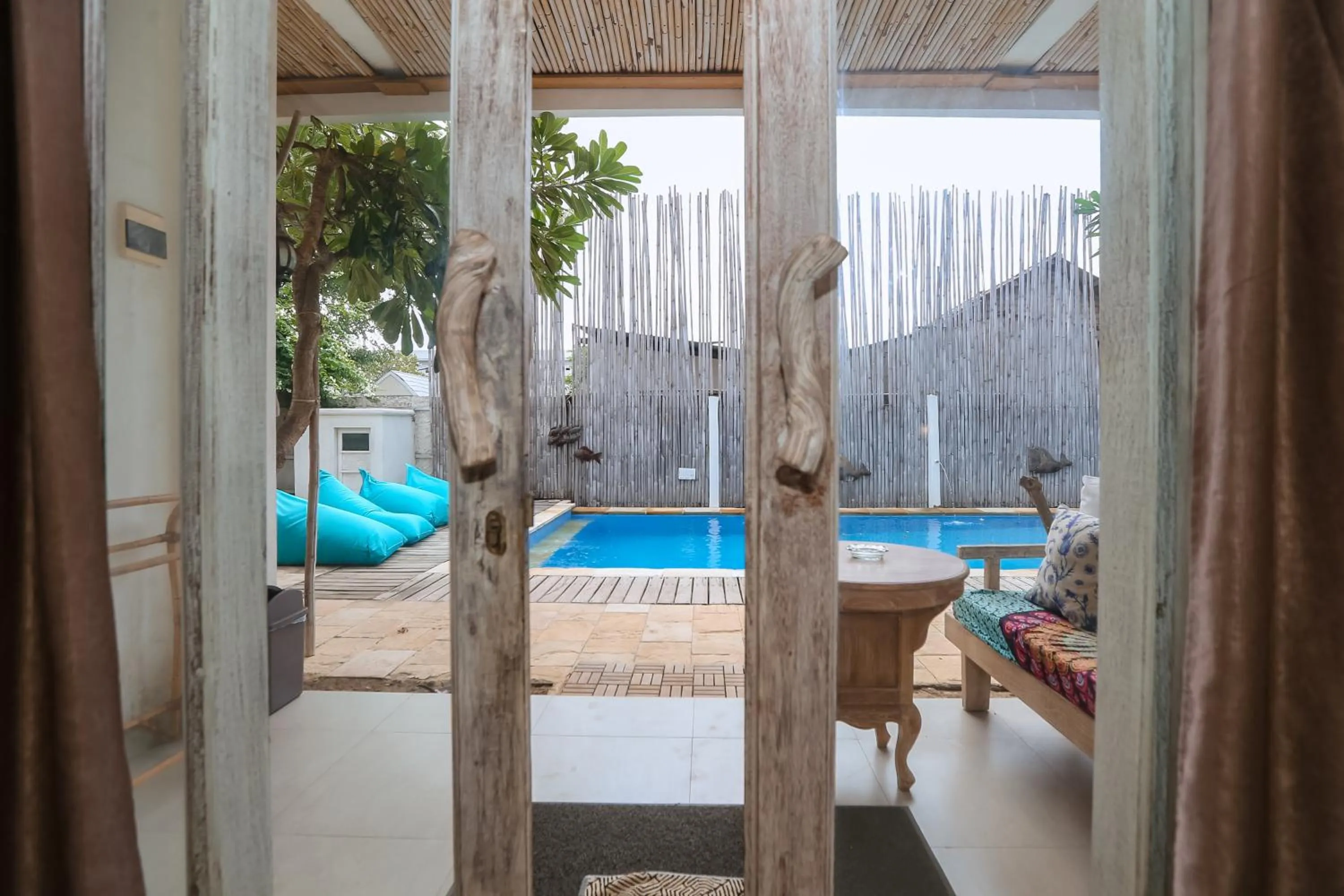 The 5 Brothers Hotel