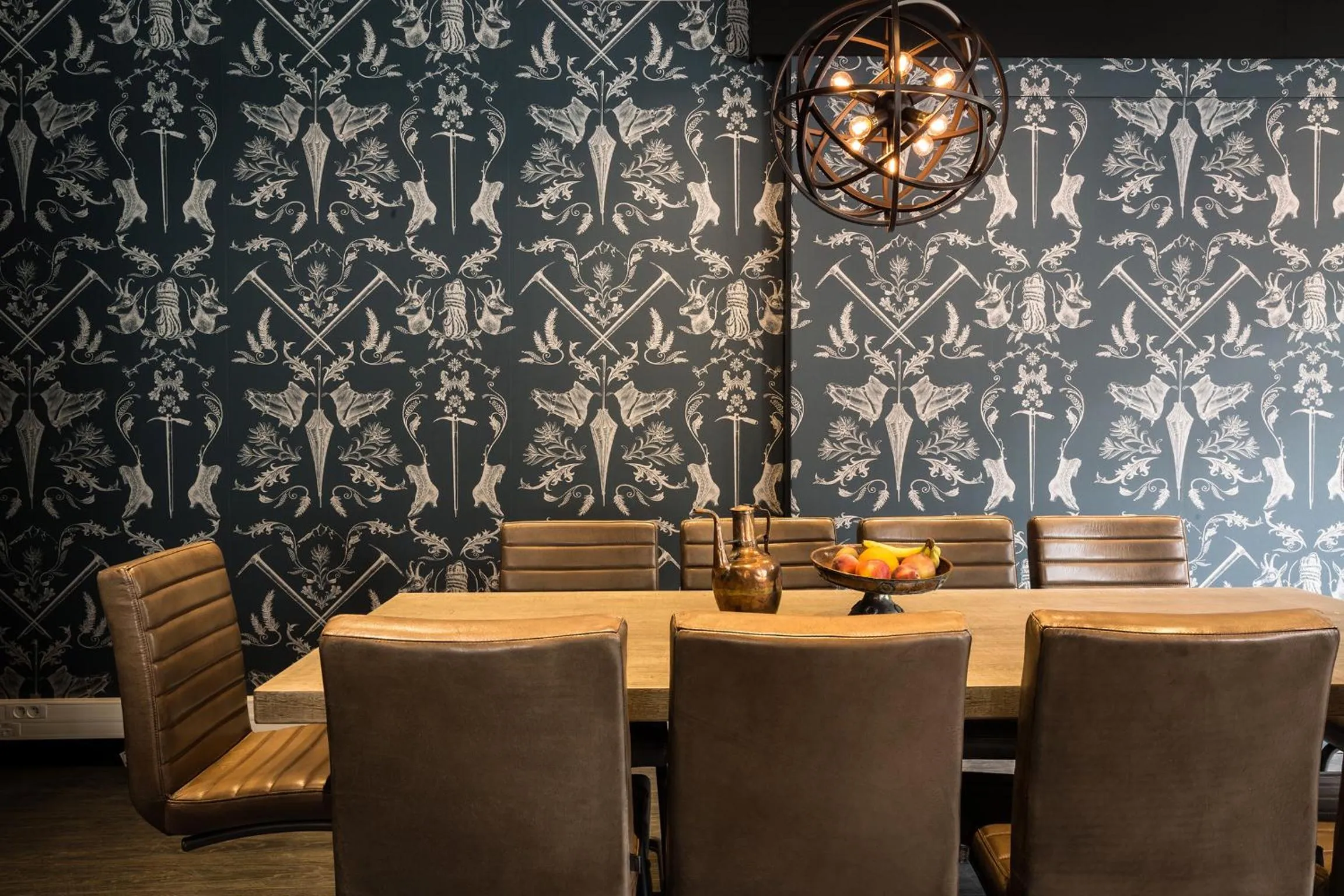 Lounge or bar in Pointe Isabelle