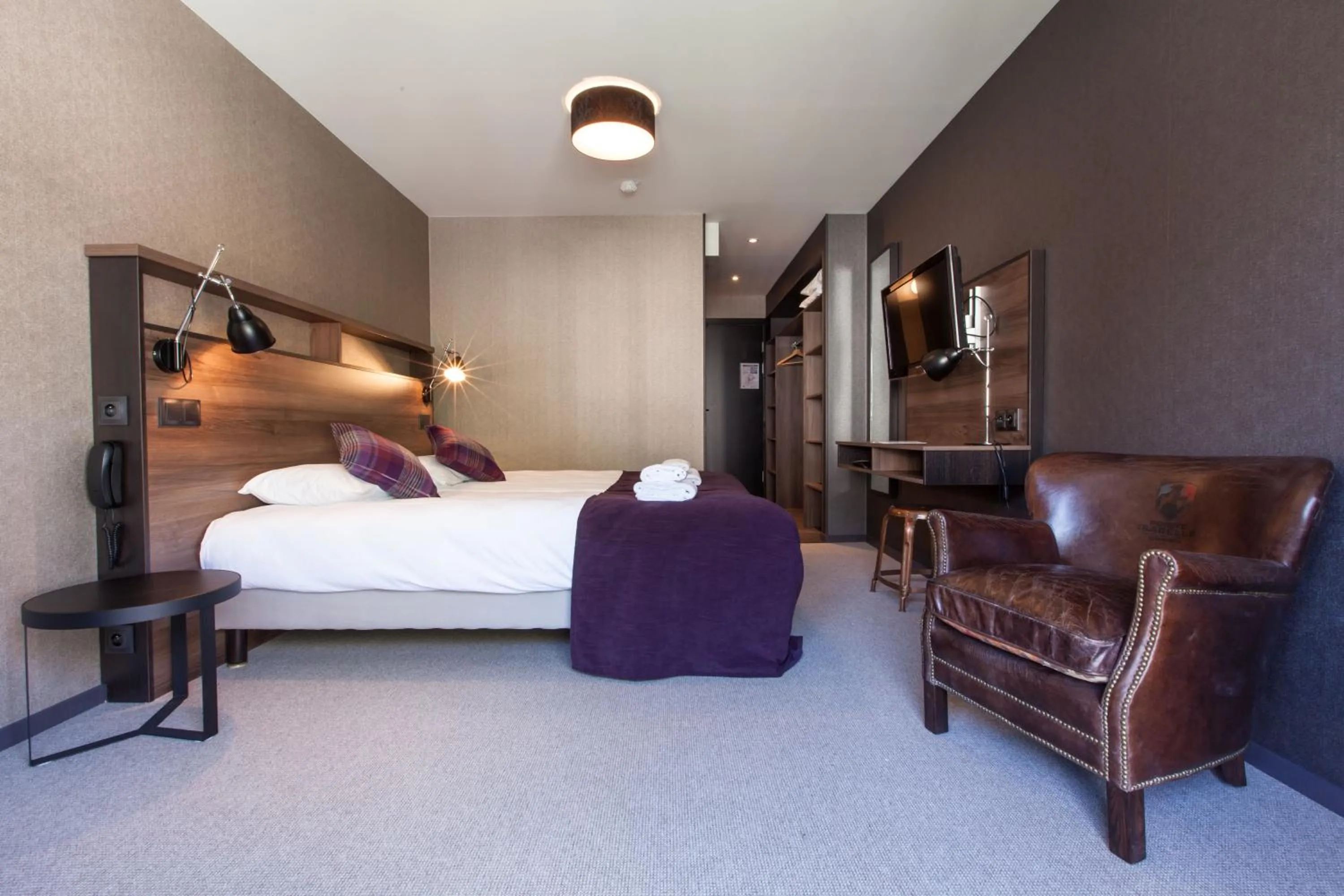 Bedroom, Bed in Pointe Isabelle