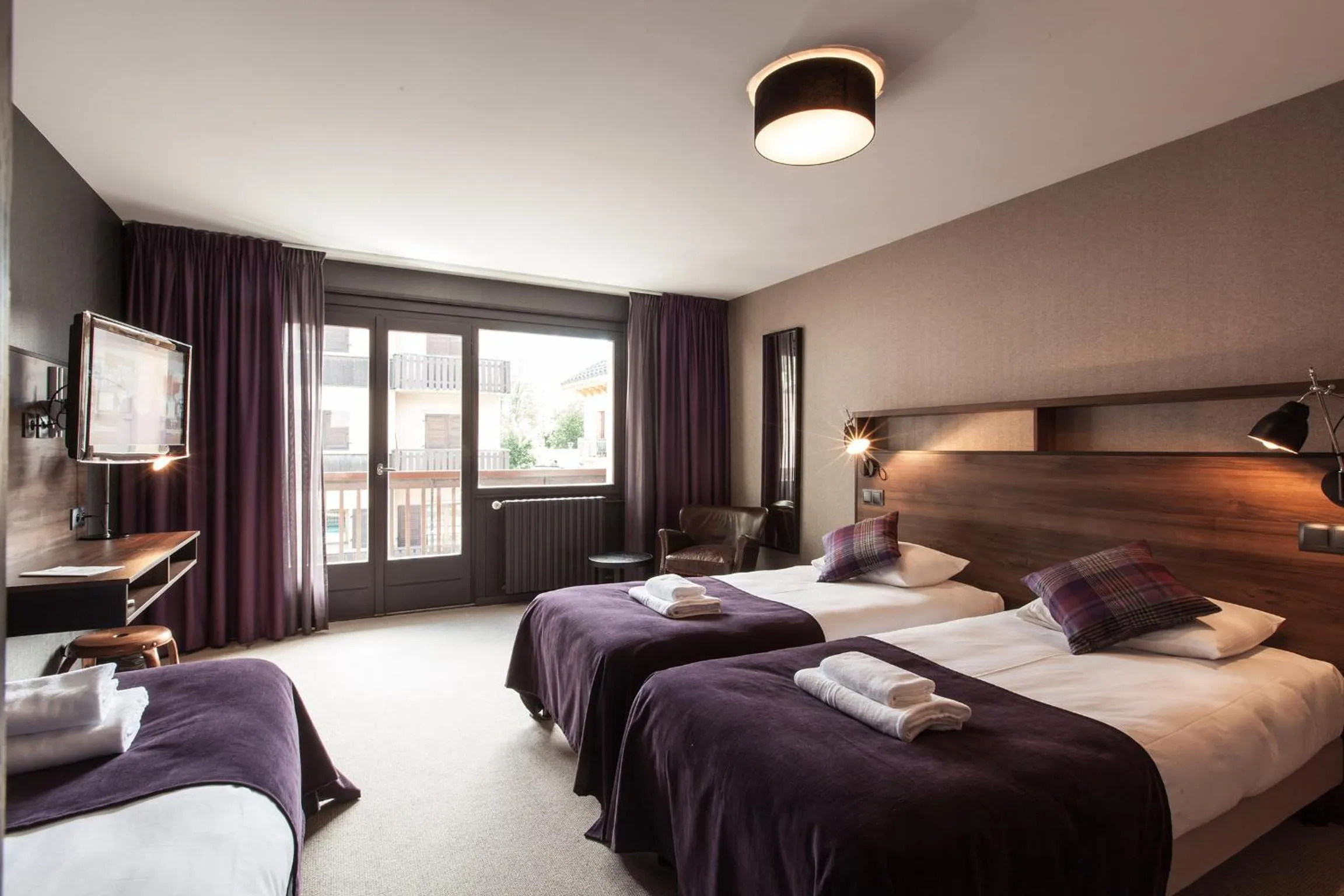 Bedroom, Bed in Pointe Isabelle