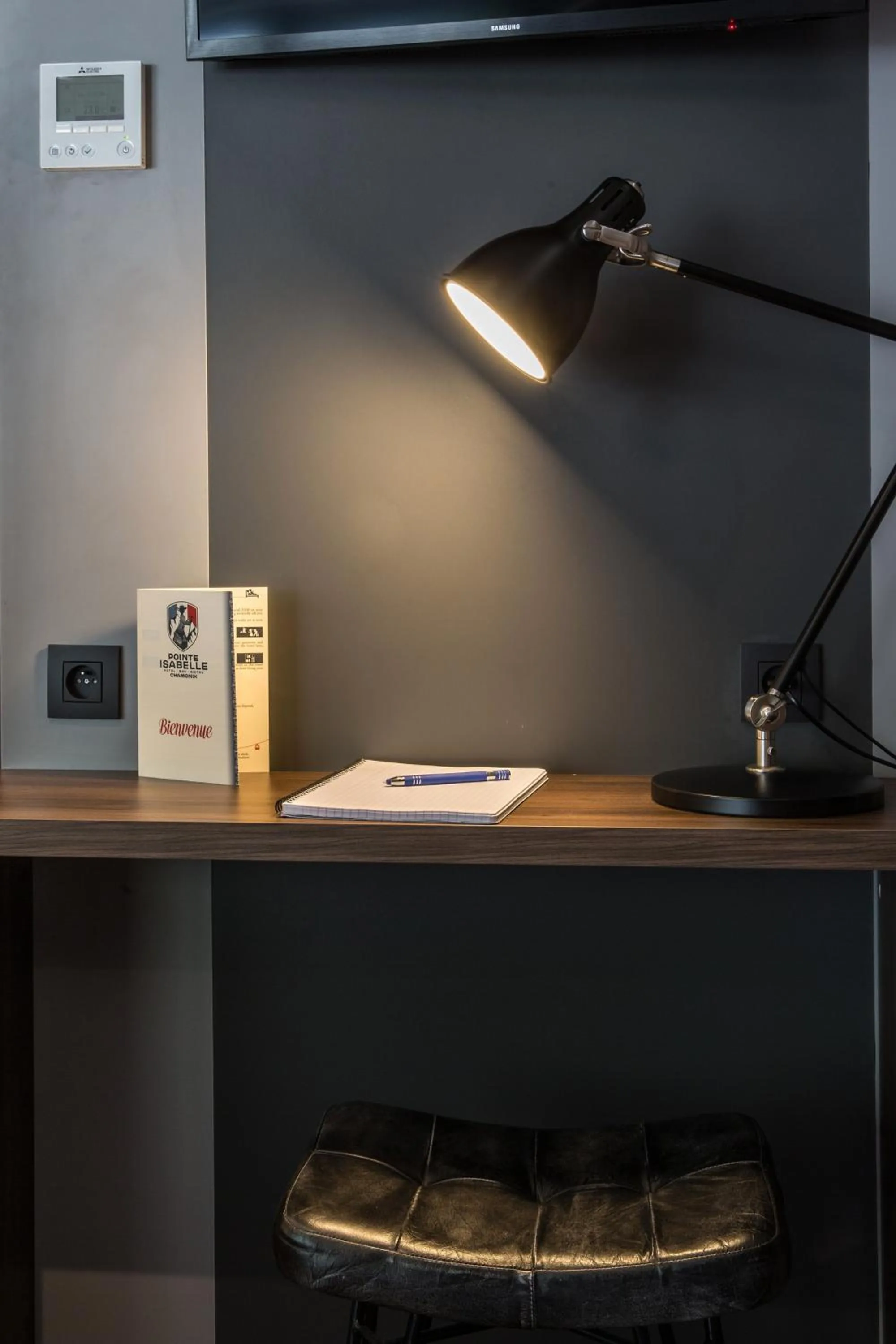 hair dresser in Pointe Isabelle