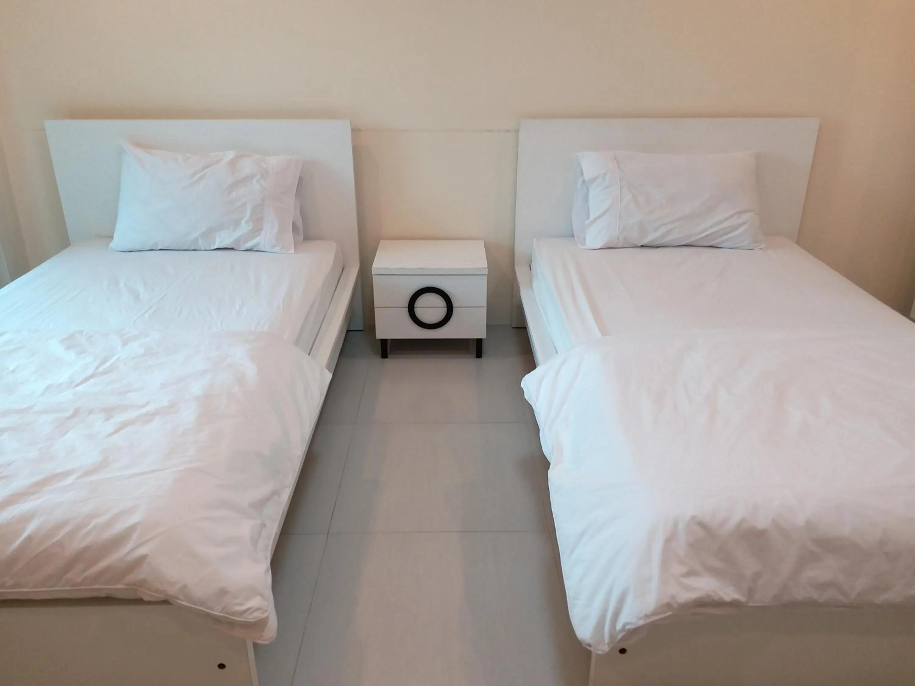 Bedroom, Bed in TongPrasit Place