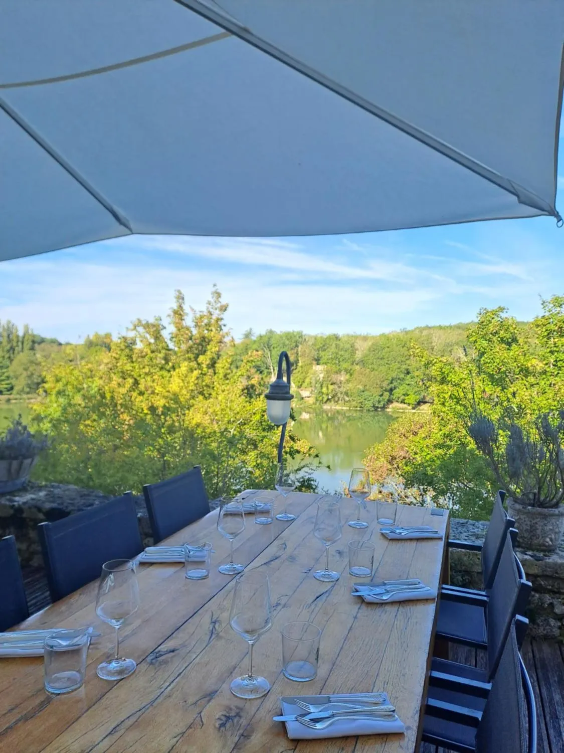 Restaurant/places to eat in Logis Hotels Domaine du Châtelard